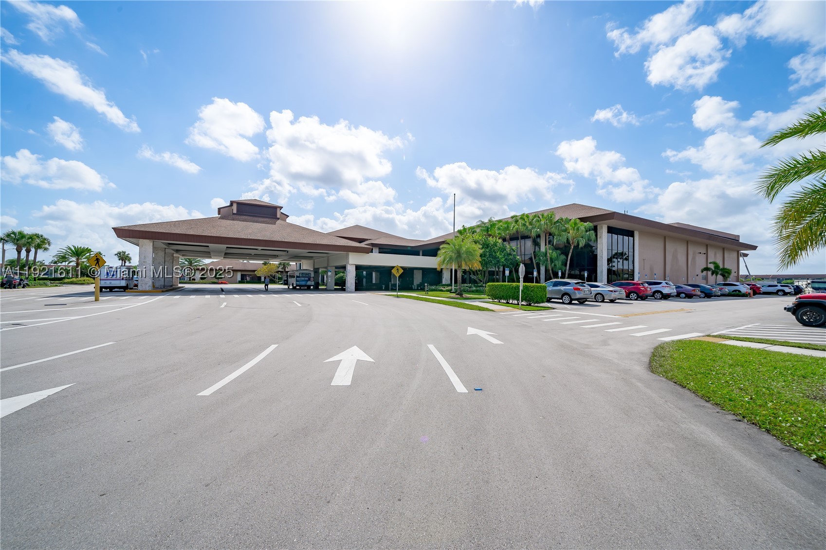 SUFFOLK AT CENTURY VILLAG - Residential