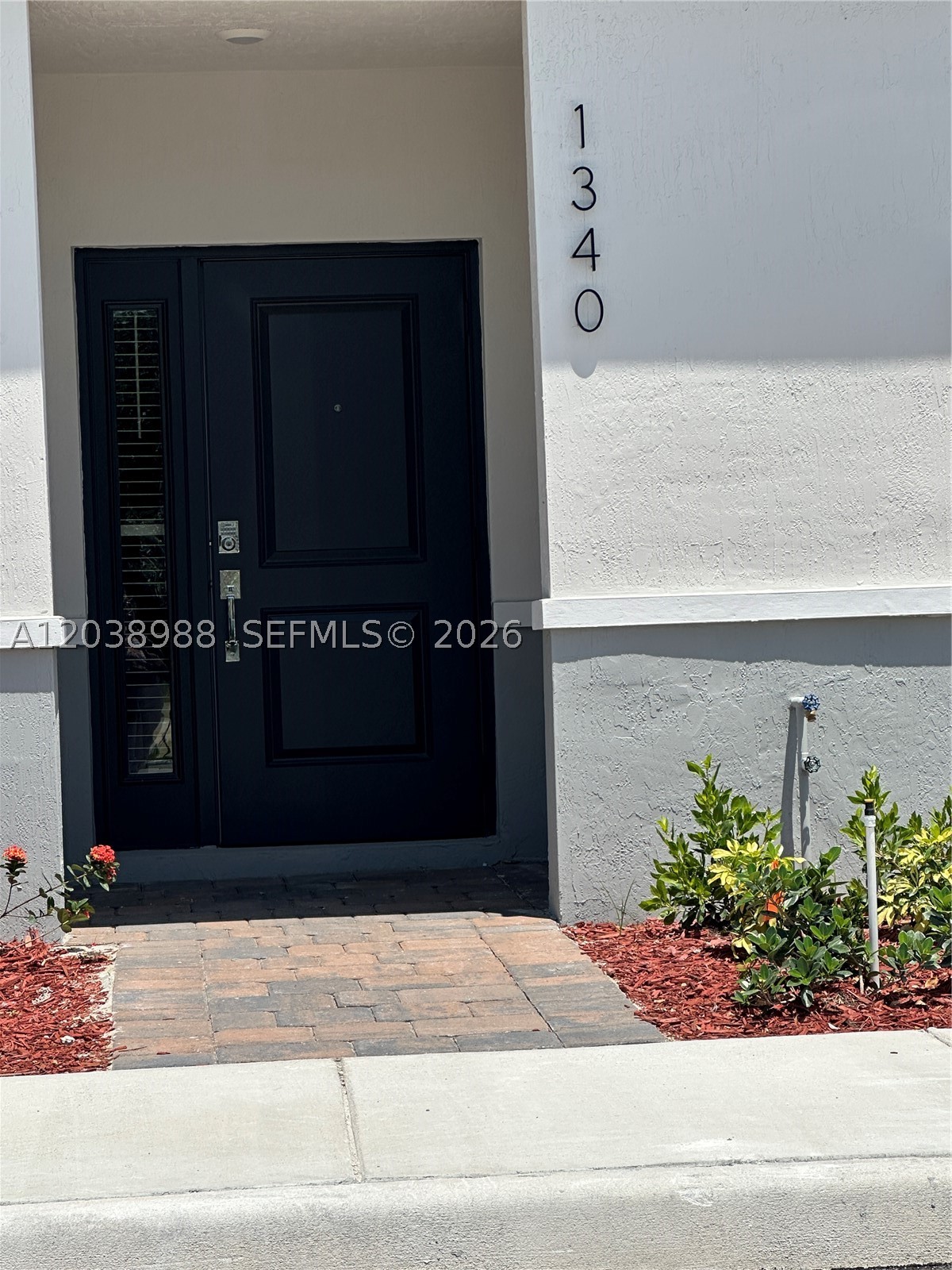 MIAMI LAND AND DEVELOPMEN - Residential Lease
