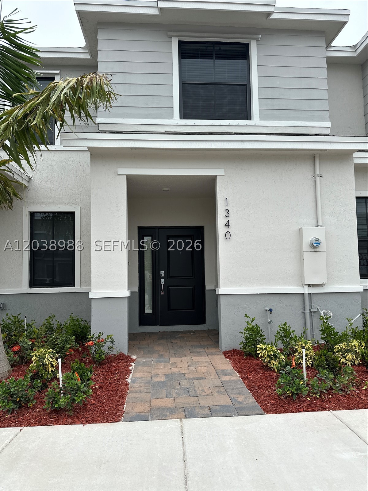 MIAMI LAND AND DEVELOPMEN - Residential Lease