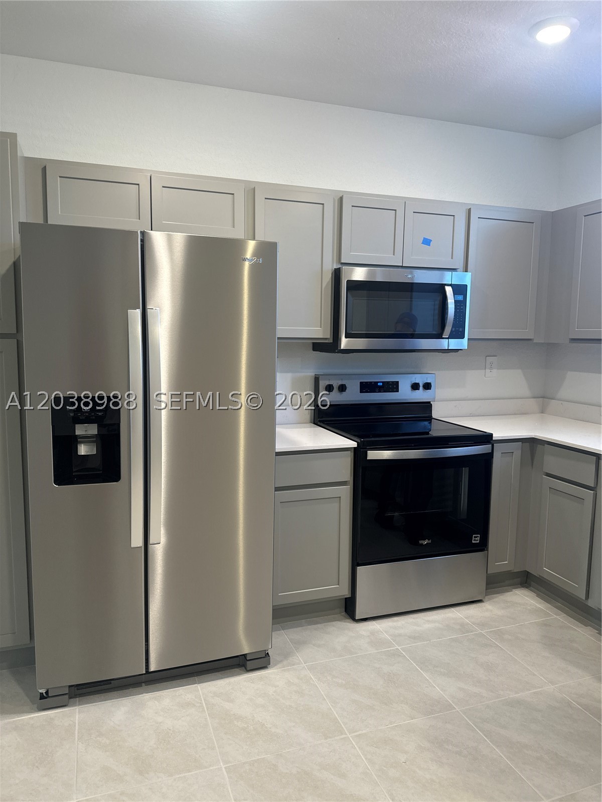MIAMI LAND AND DEVELOPMEN - Residential Lease
