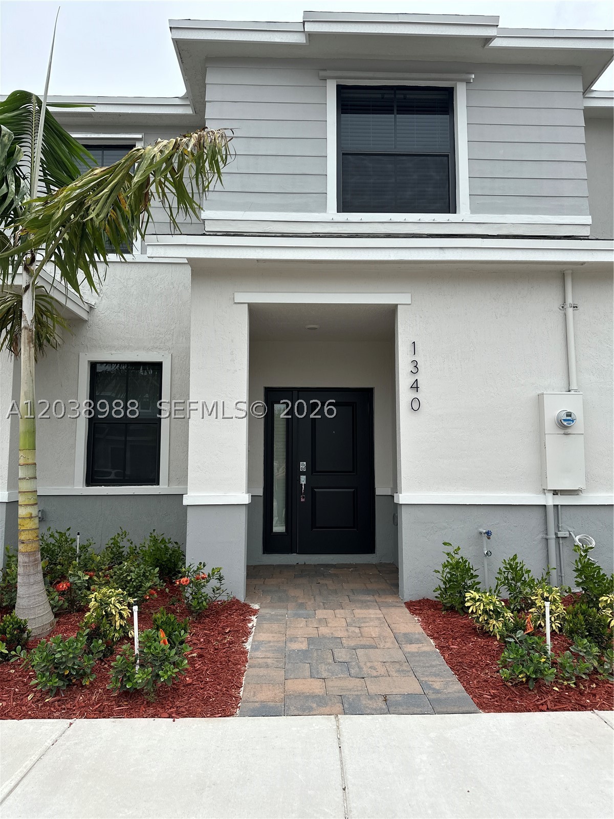 MIAMI LAND AND DEVELOPMEN - Residential Lease