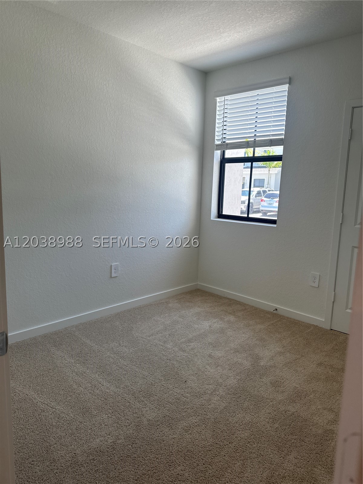 MIAMI LAND AND DEVELOPMEN - Residential Lease
