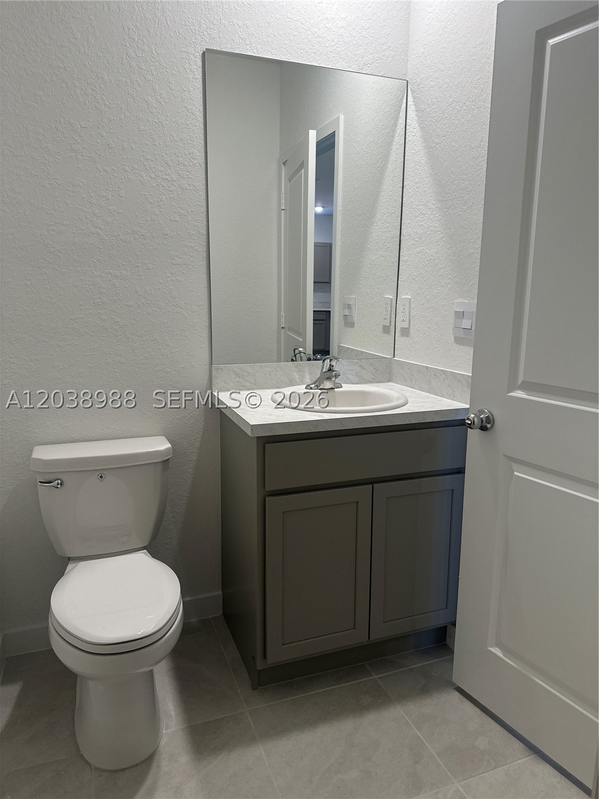 MIAMI LAND AND DEVELOPMEN - Residential Lease