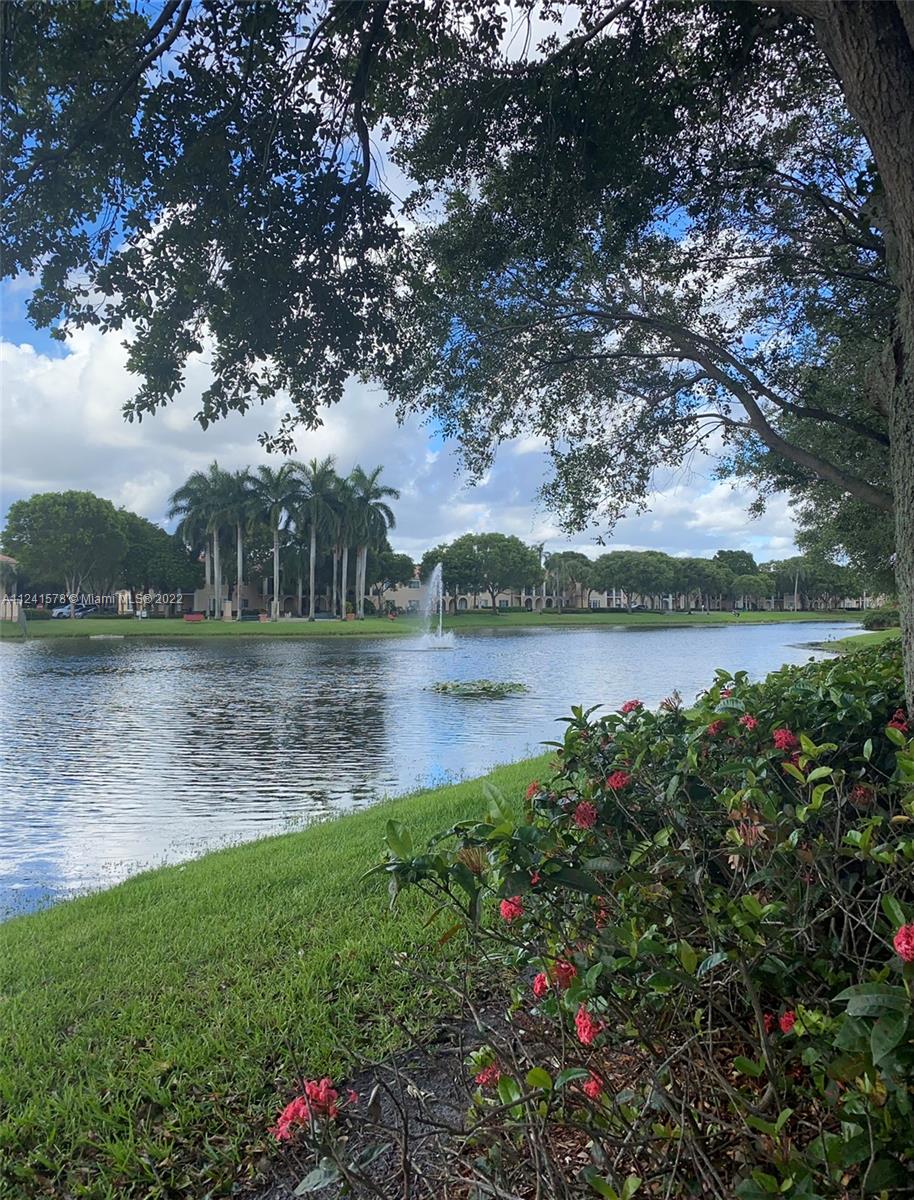 AVENTINE AT MIRAMAR CONDO - Residential Lease