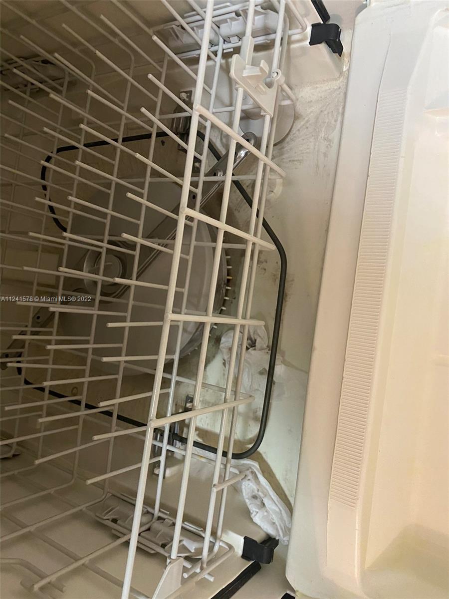 AVENTINE AT MIRAMAR CONDO - Residential Lease
