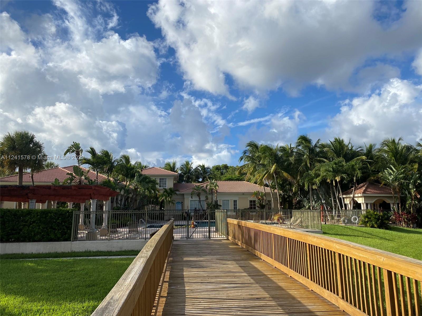 AVENTINE AT MIRAMAR CONDO - Residential Lease