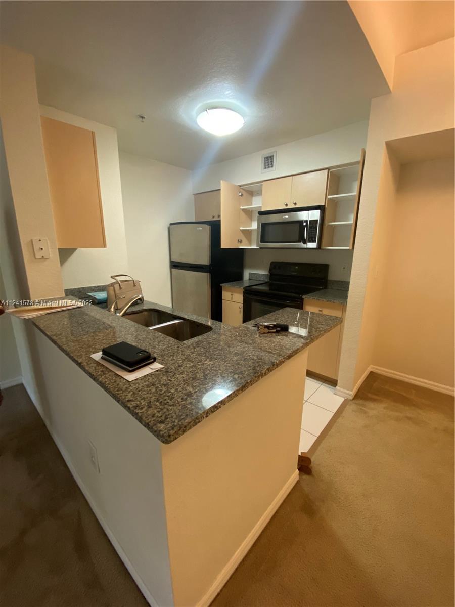 AVENTINE AT MIRAMAR CONDO - Residential Lease