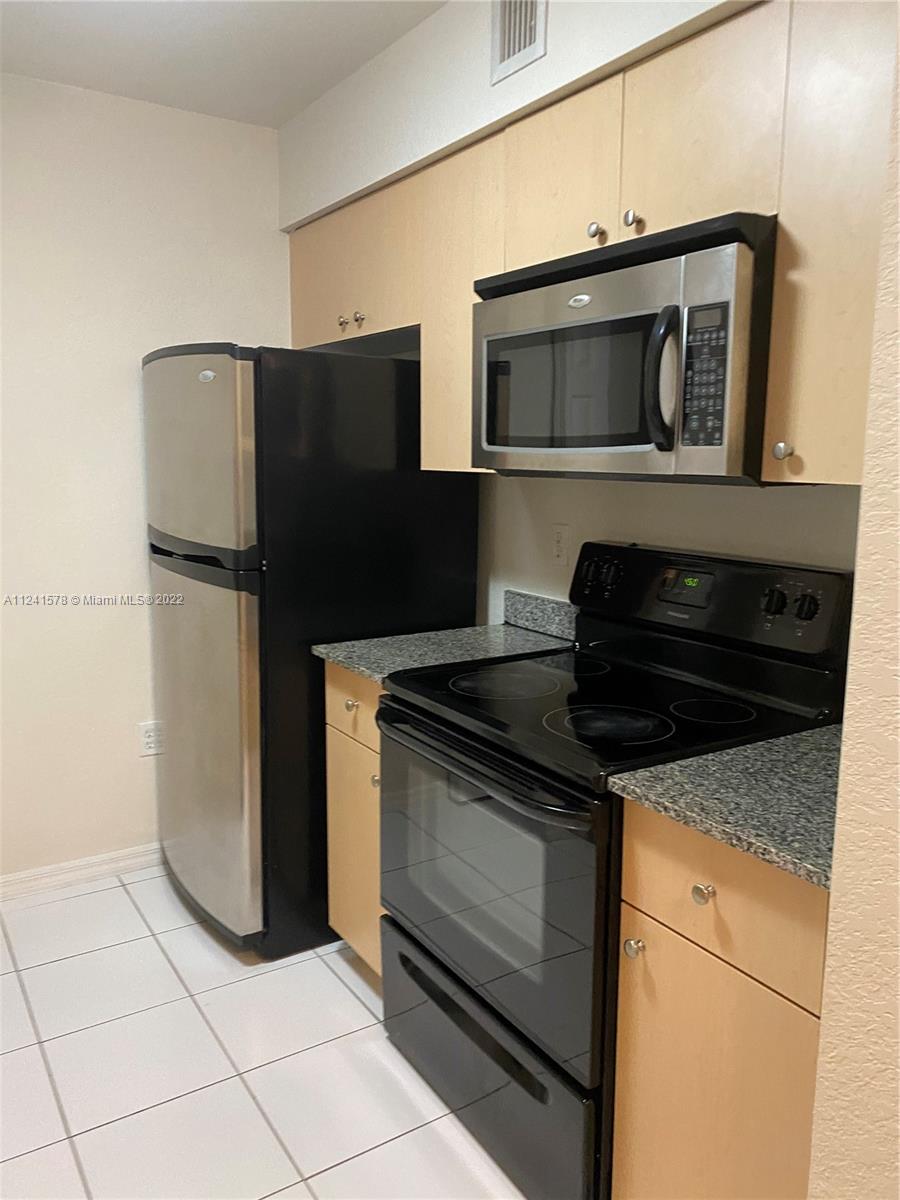 AVENTINE AT MIRAMAR CONDO - Residential Lease