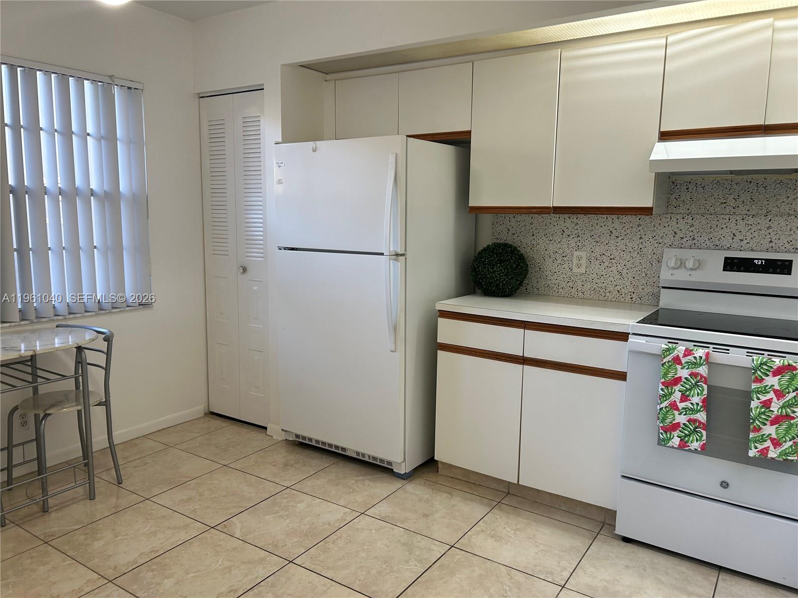 LANCASTER AT CENTURY VILL - Residential