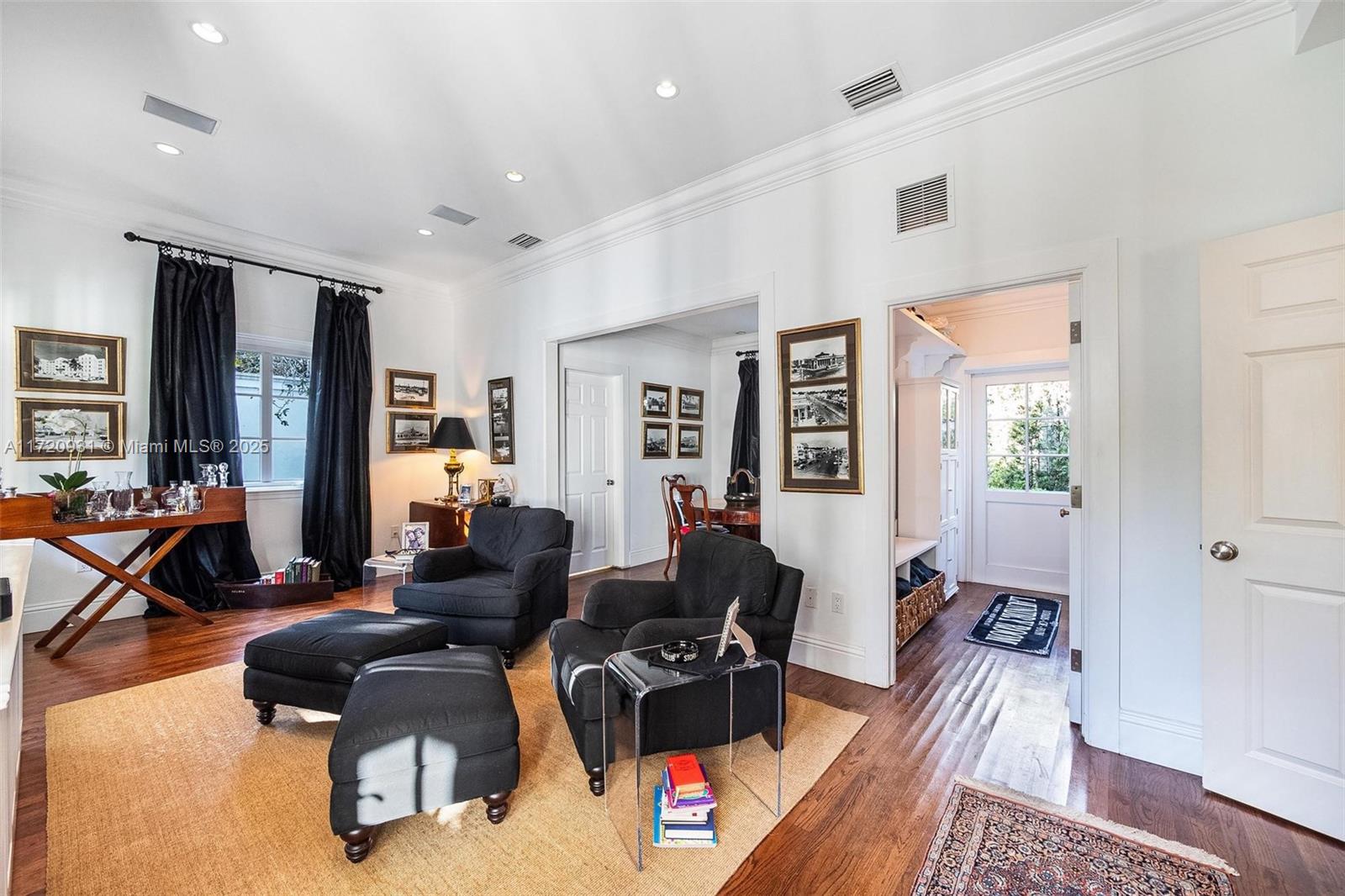 CORAL GABLES RIVIERA SEC - Residential