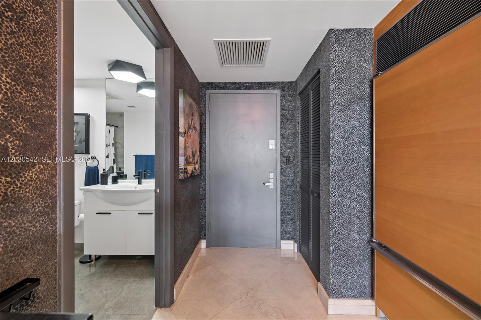 ICON BRICKELL CONDO NO 3 - Residential Lease