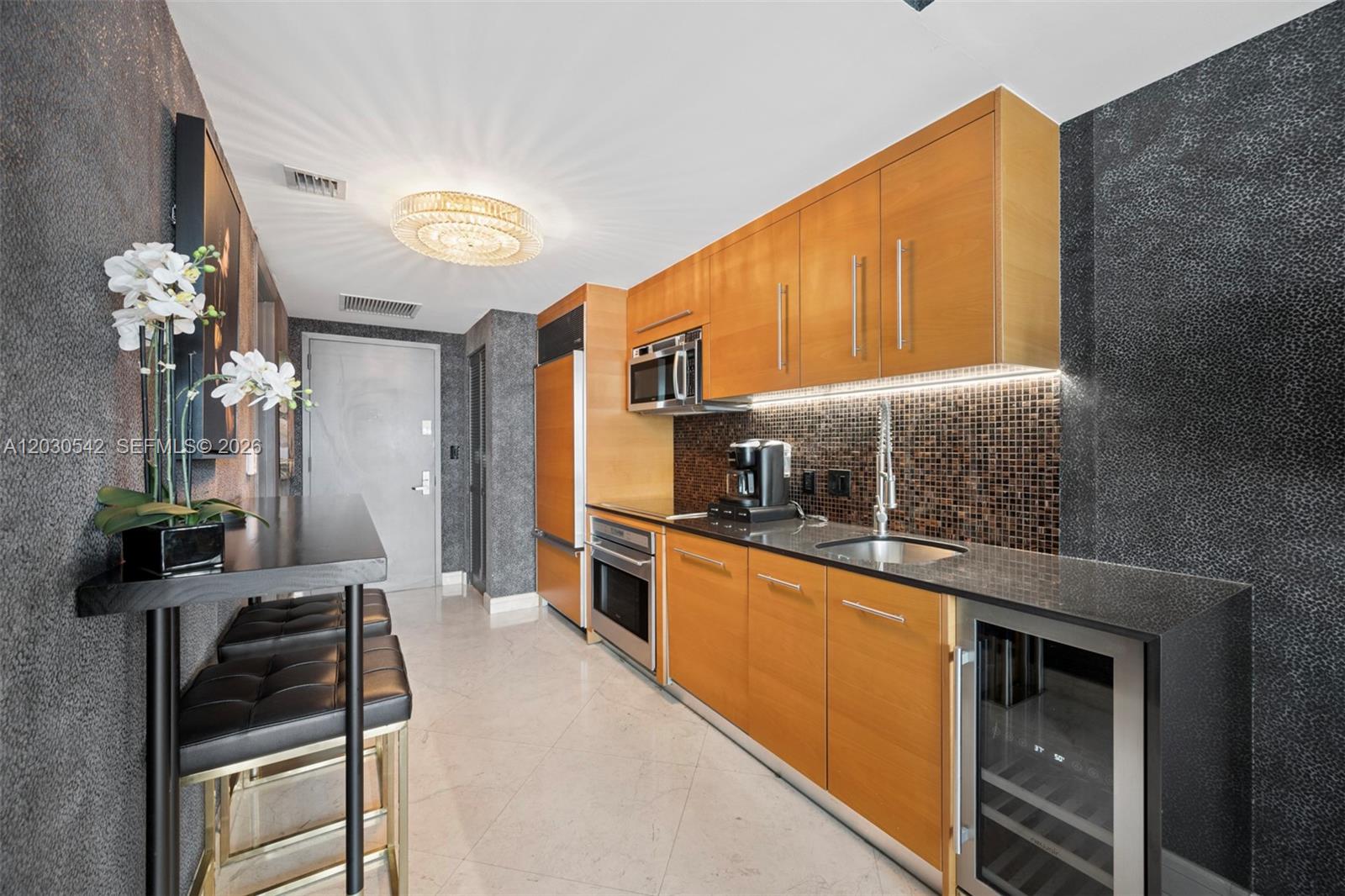 ICON BRICKELL CONDO NO 3 - Residential Lease