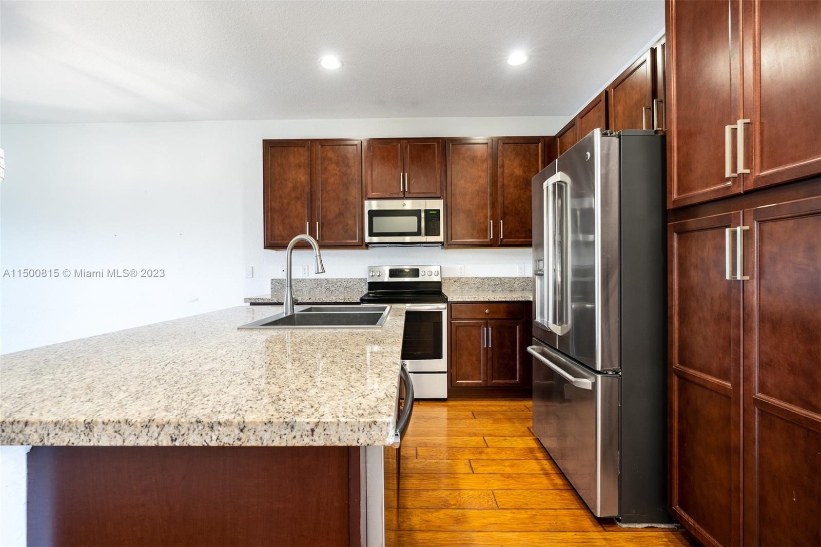SADDLE BRIDGE - Residential