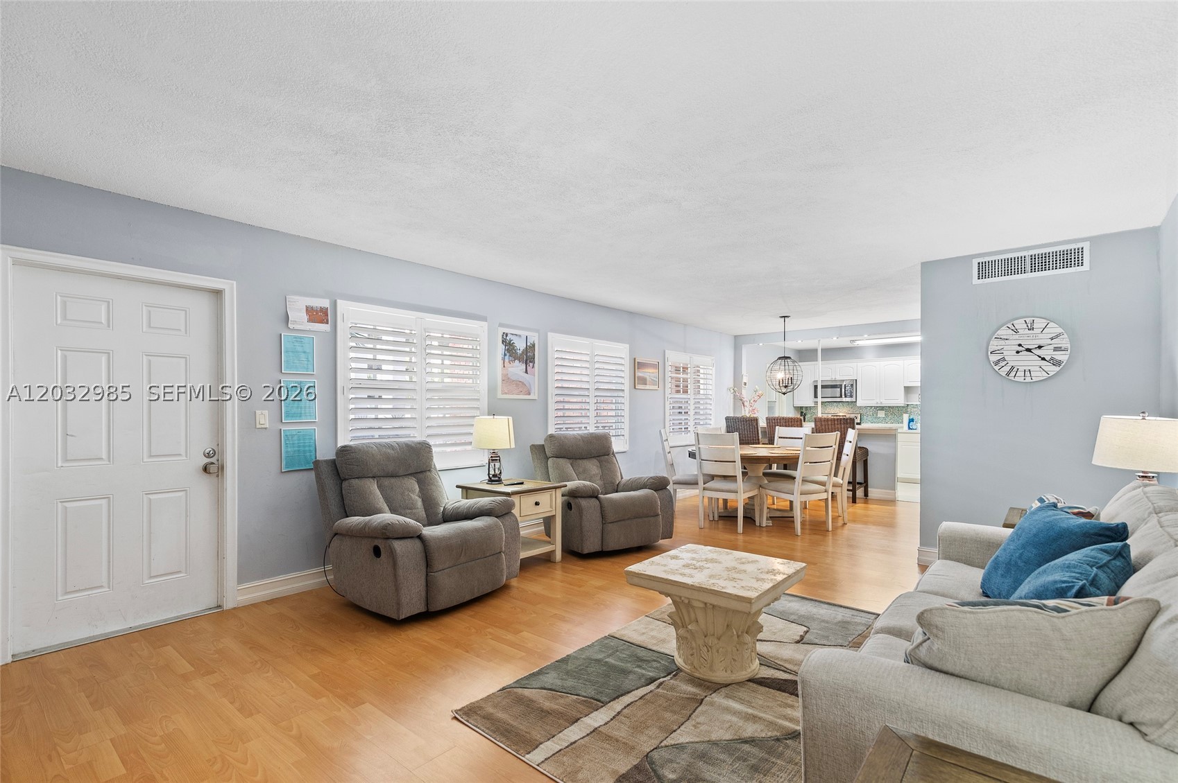COLONIAL MANOR WEST APART - Residential