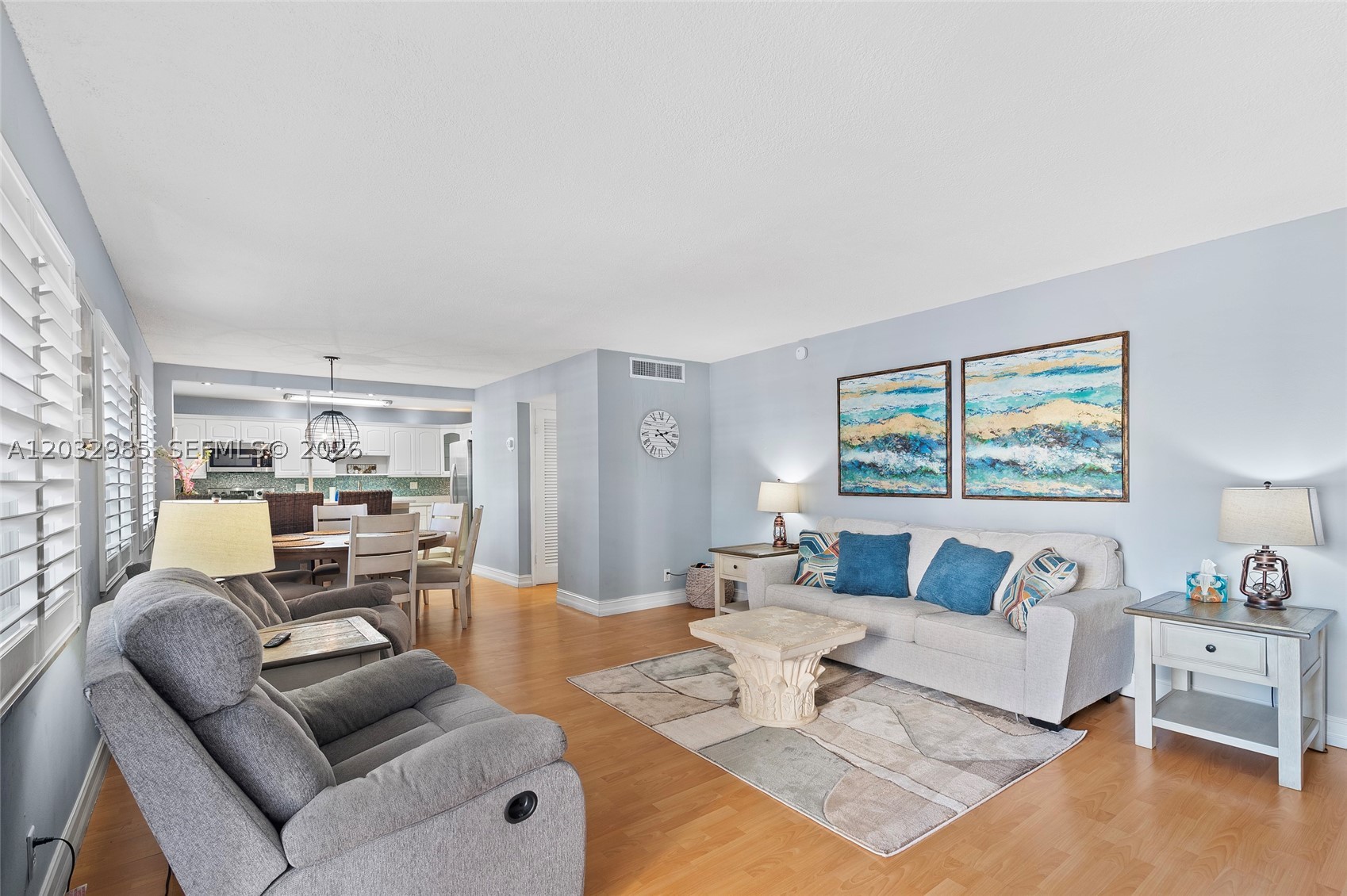 COLONIAL MANOR WEST APART - Residential