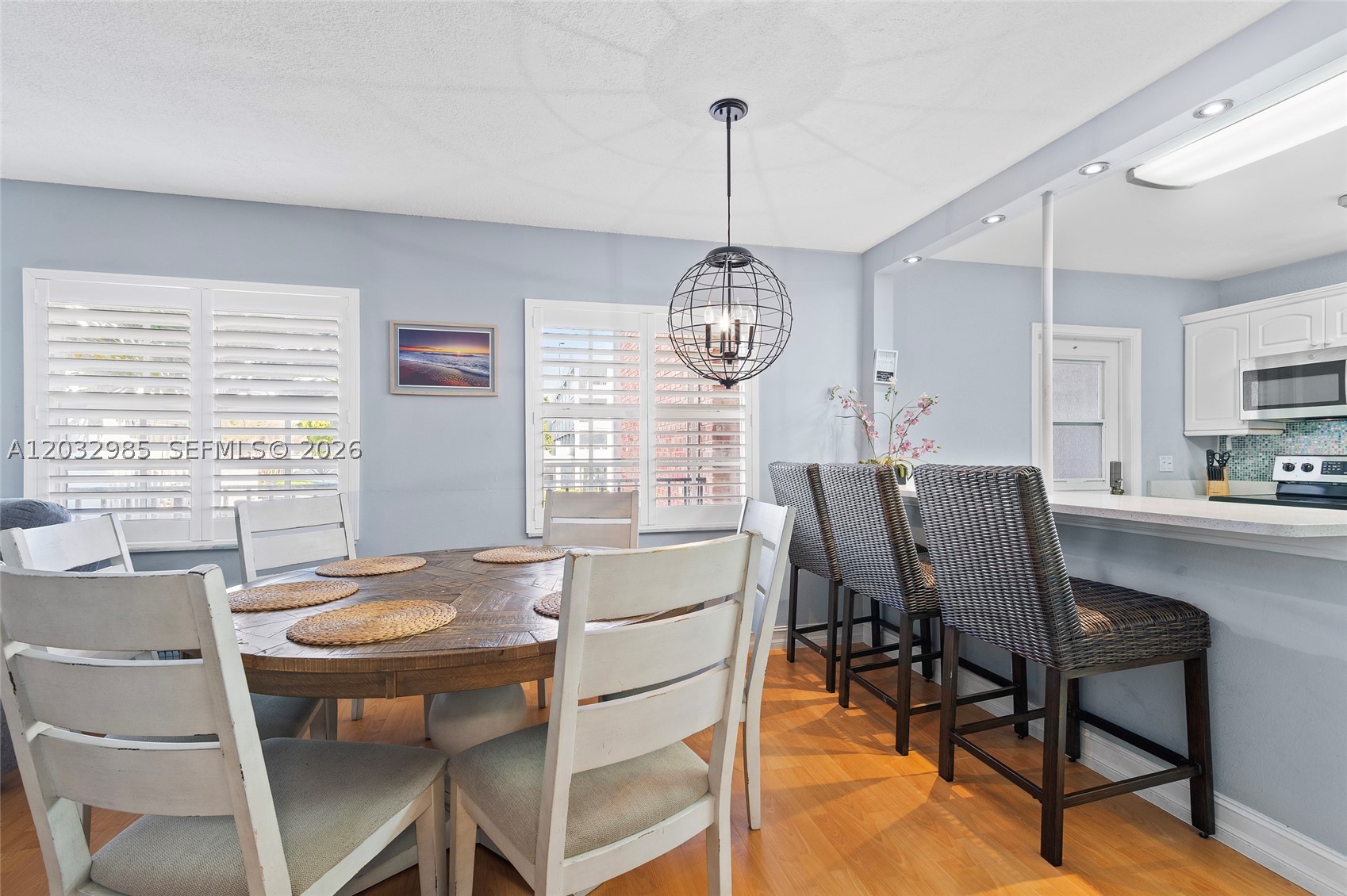COLONIAL MANOR WEST APART - Residential