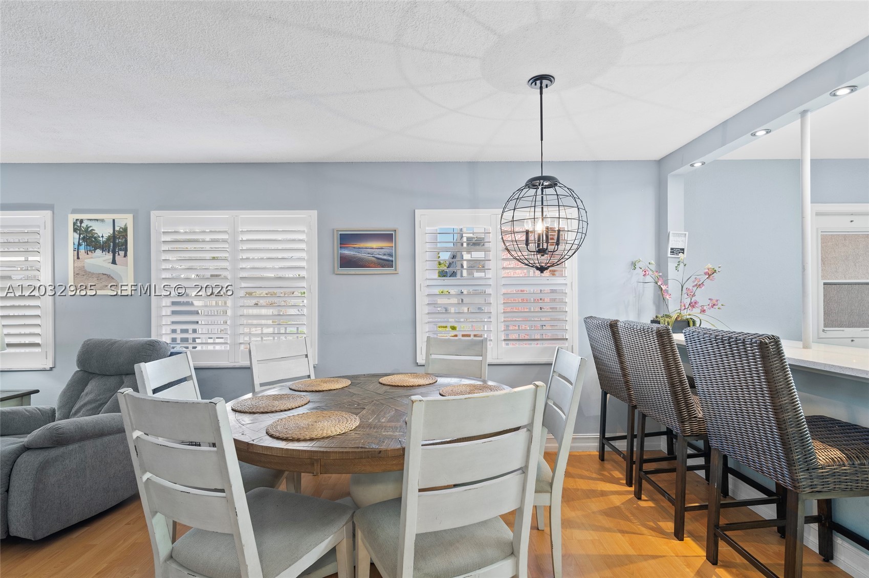 COLONIAL MANOR WEST APART - Residential