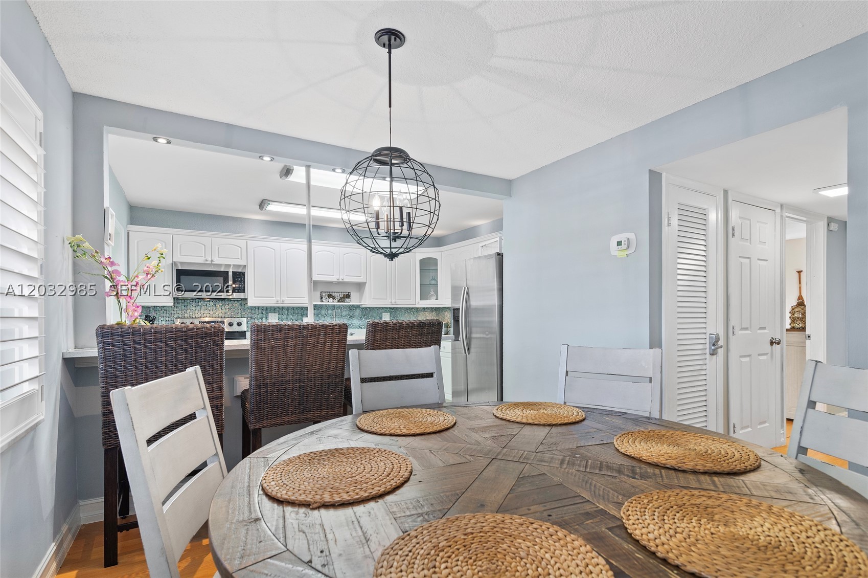 COLONIAL MANOR WEST APART - Residential