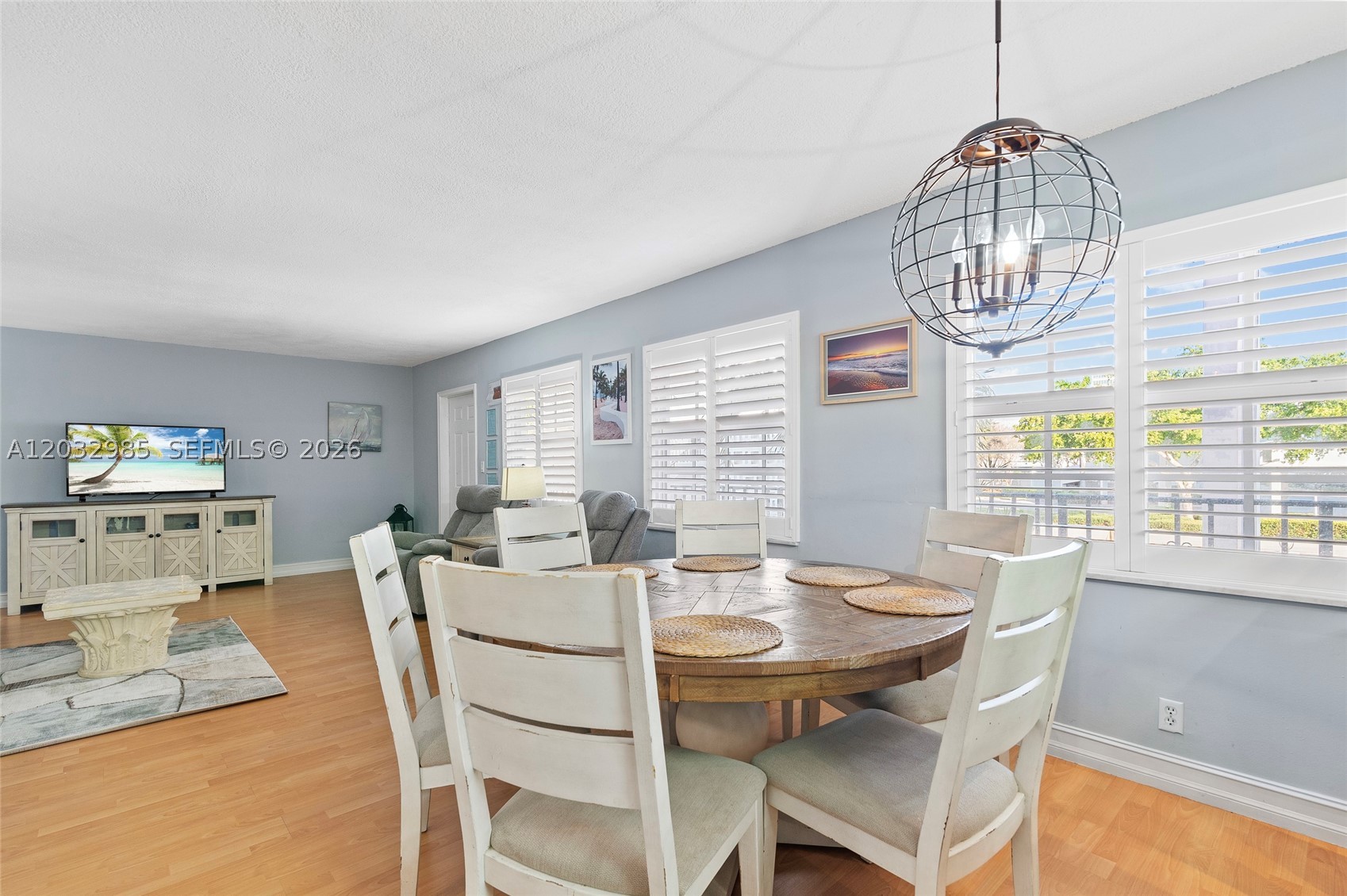 COLONIAL MANOR WEST APART - Residential