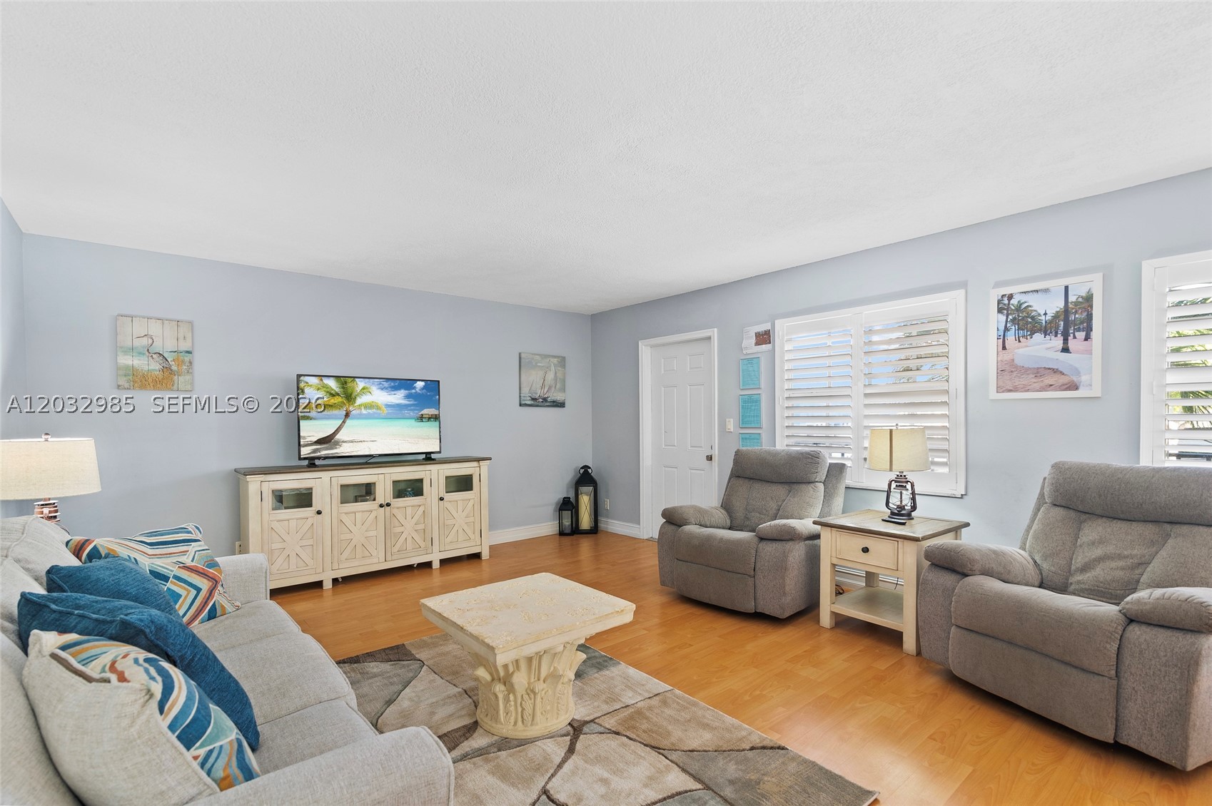 COLONIAL MANOR WEST APART - Residential