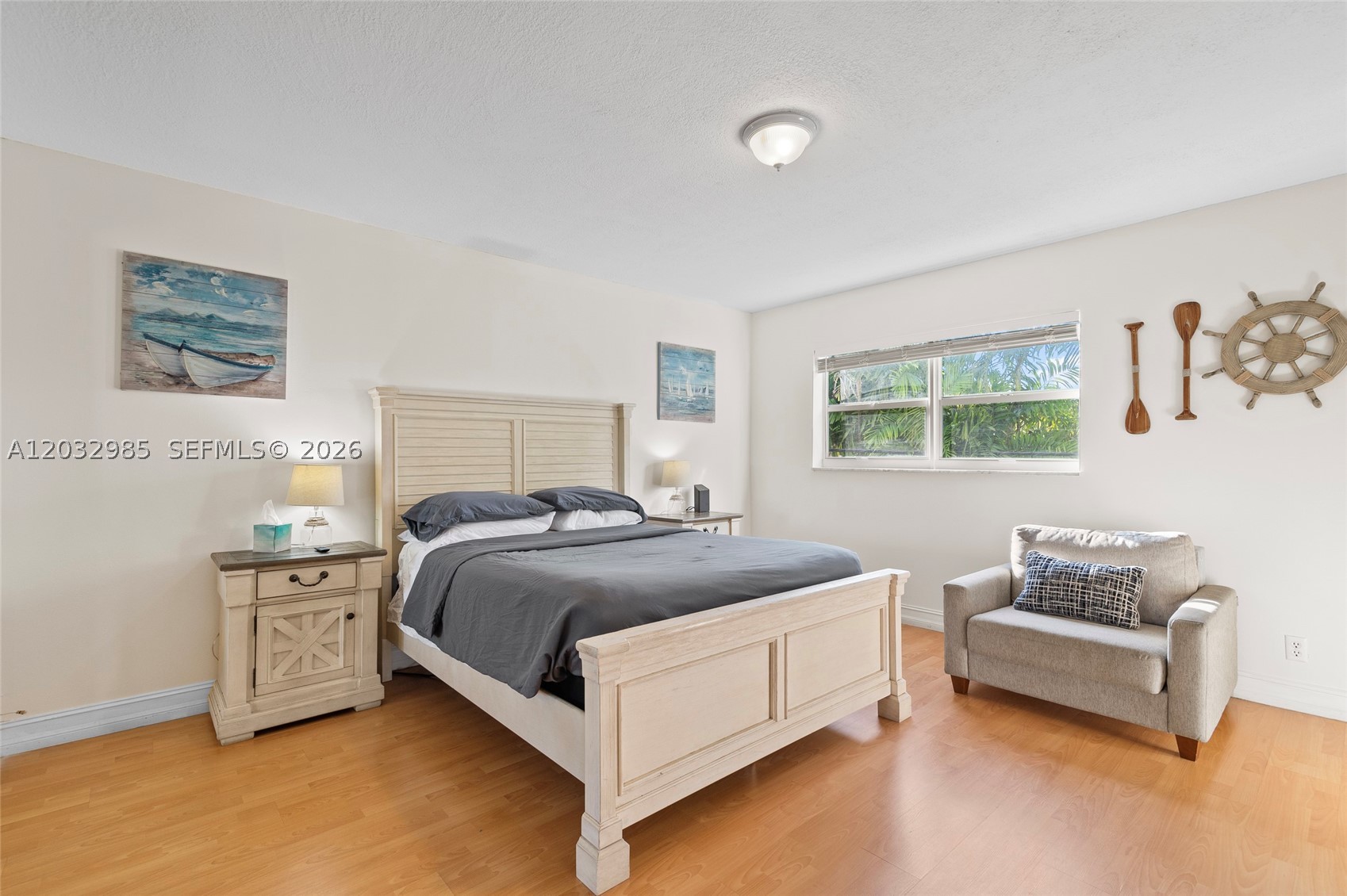 COLONIAL MANOR WEST APART - Residential