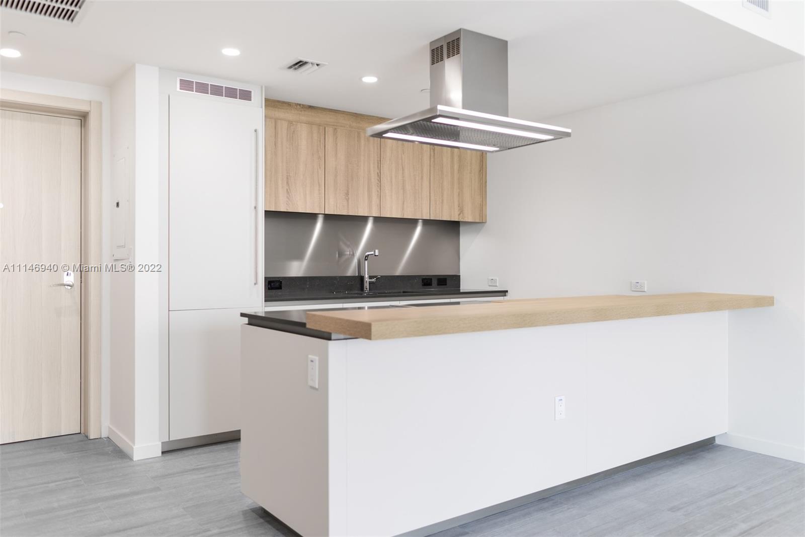 Brickell Flatiron - Residential