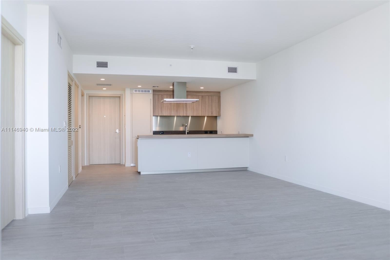 Brickell Flatiron - Residential