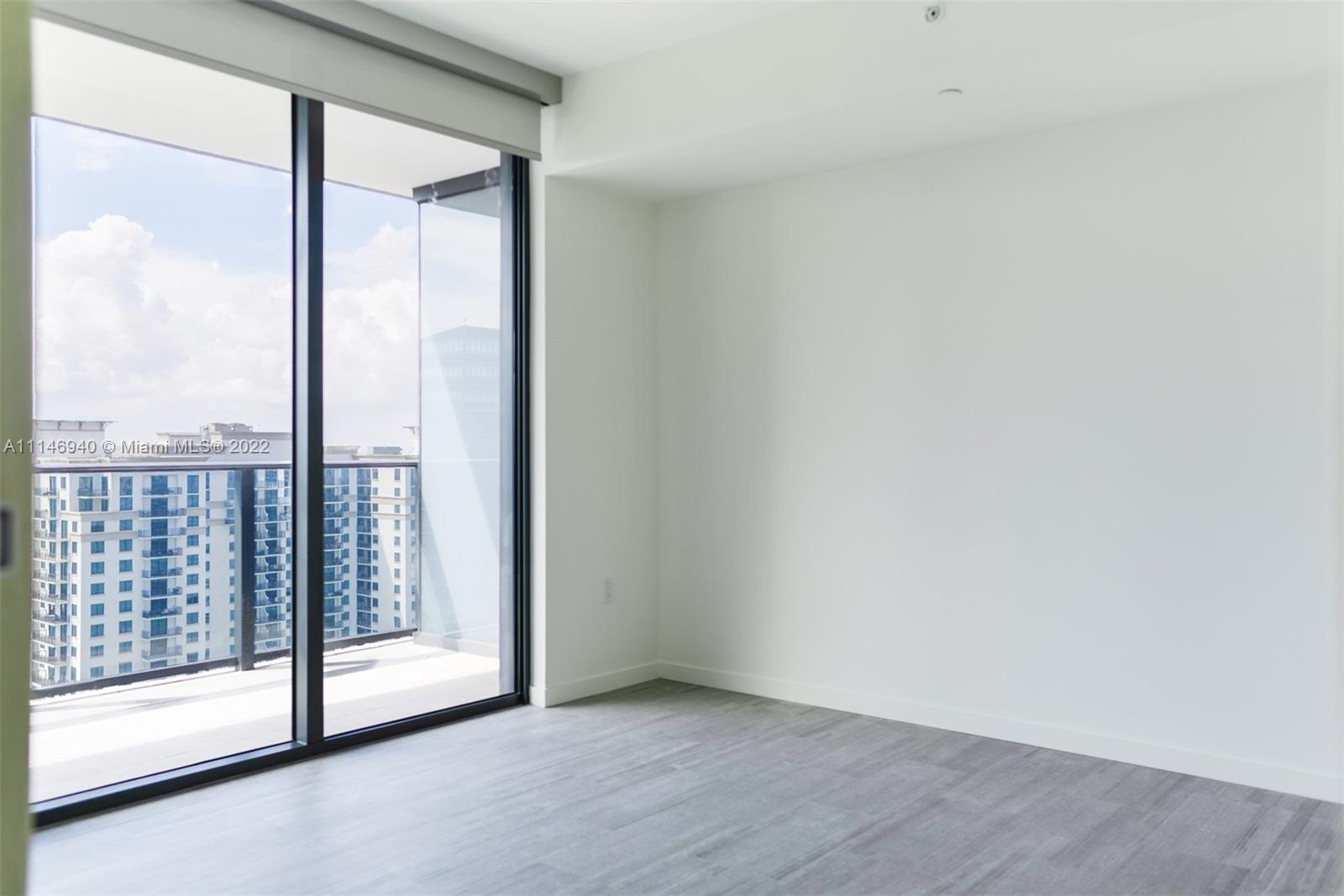 Brickell Flatiron - Residential