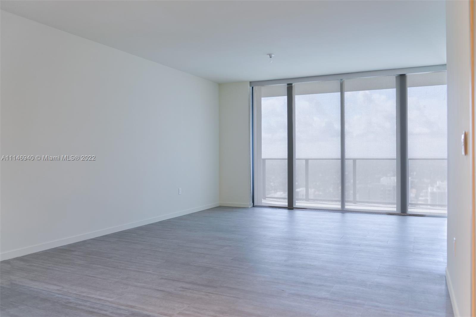 Brickell Flatiron - Residential