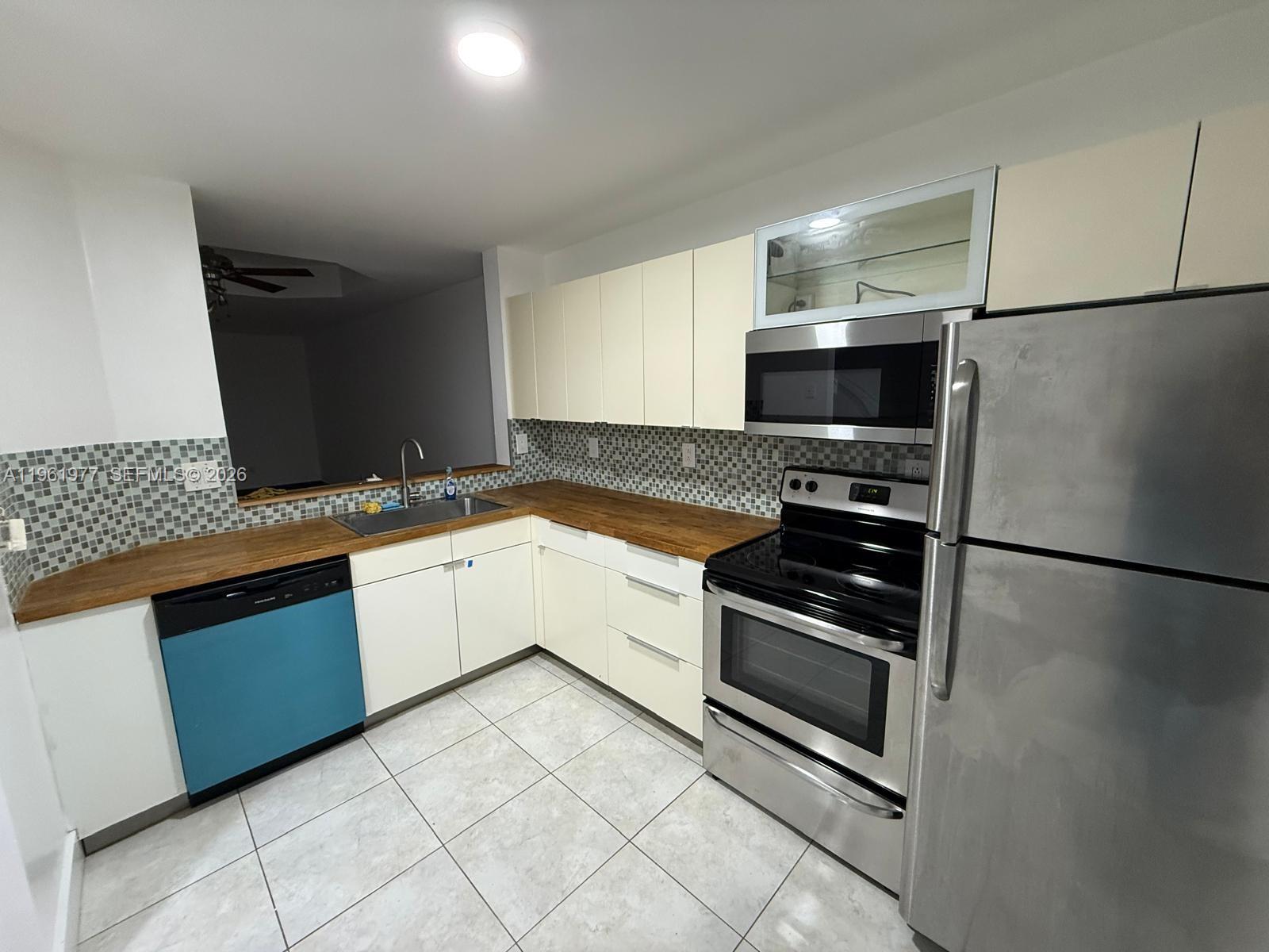 BONITA VILLAS CONDO - Residential