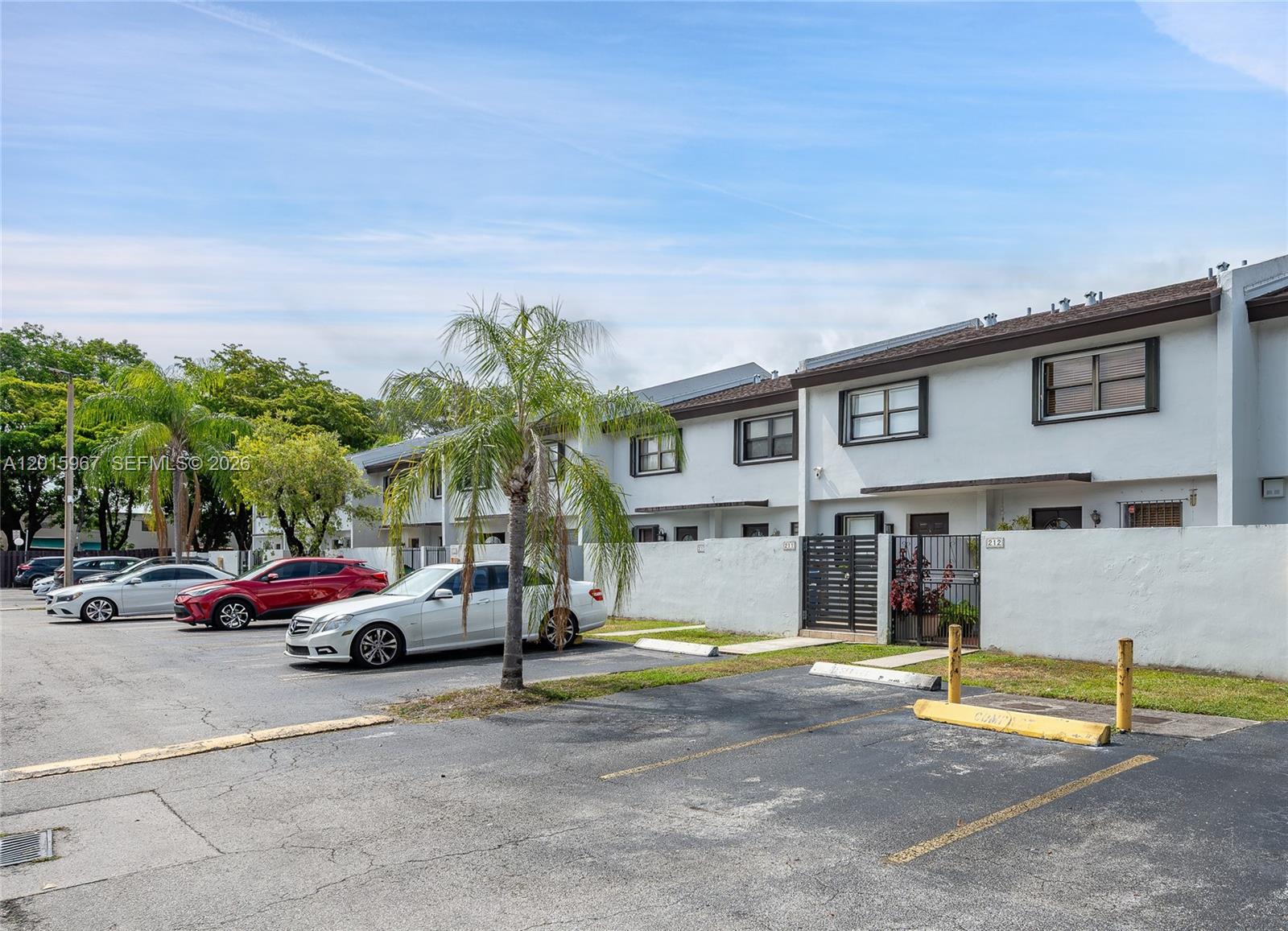 GARDENS AT KENDALE LAKES - Residential