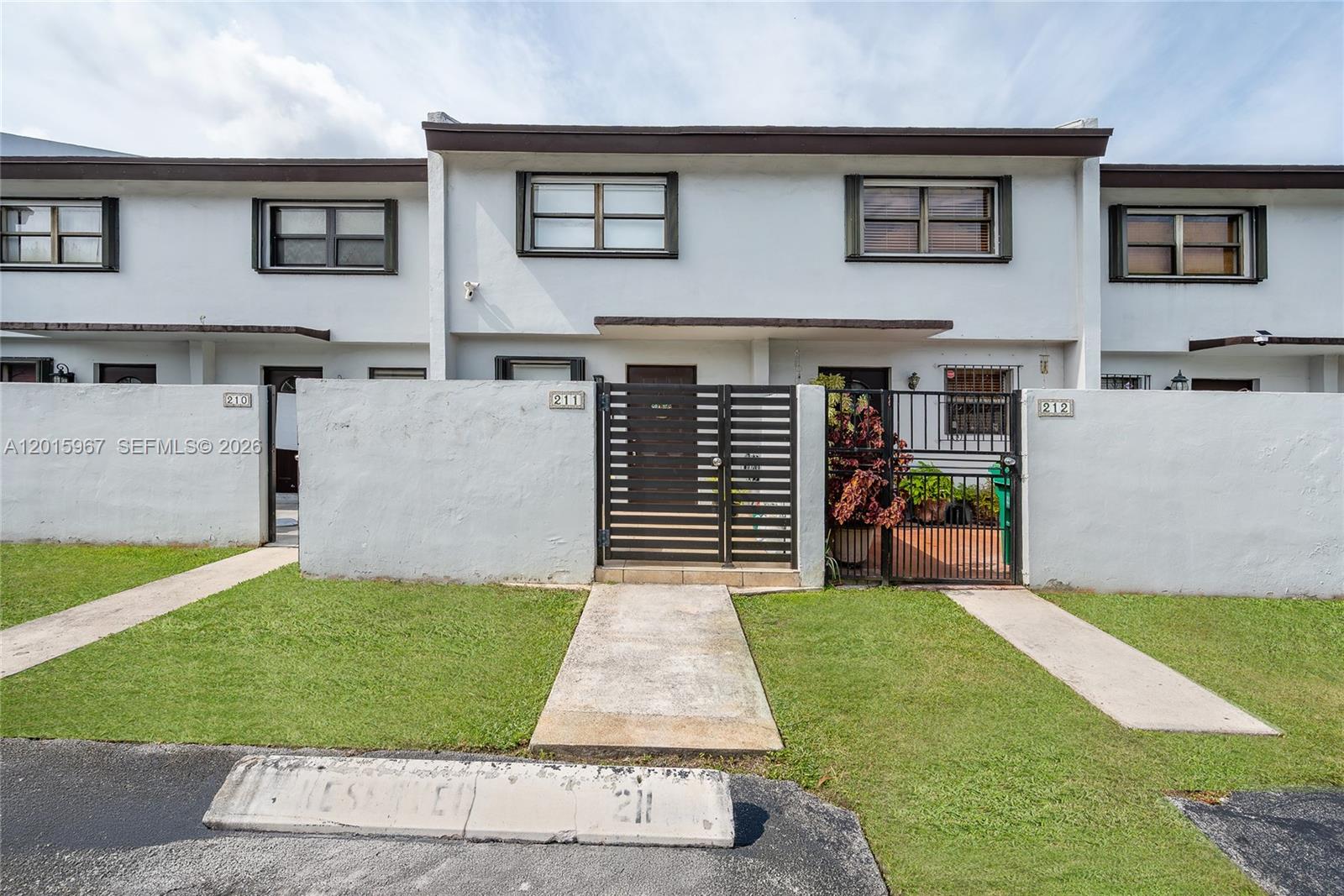 GARDENS AT KENDALE LAKES - Residential