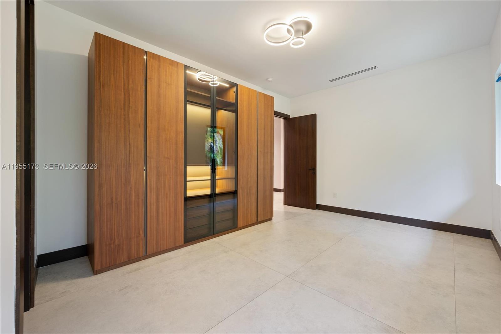 SUNILAND ESTATES 1ST ADDN - Residential