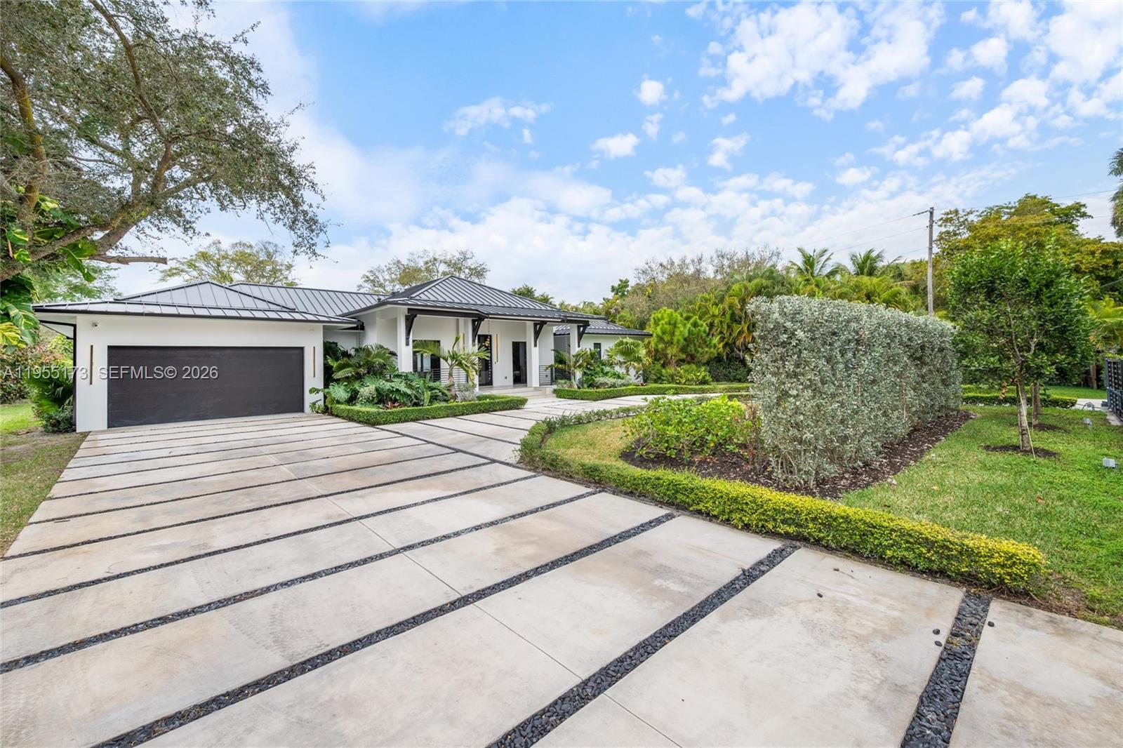 SUNILAND ESTATES 1ST ADDN - Residential