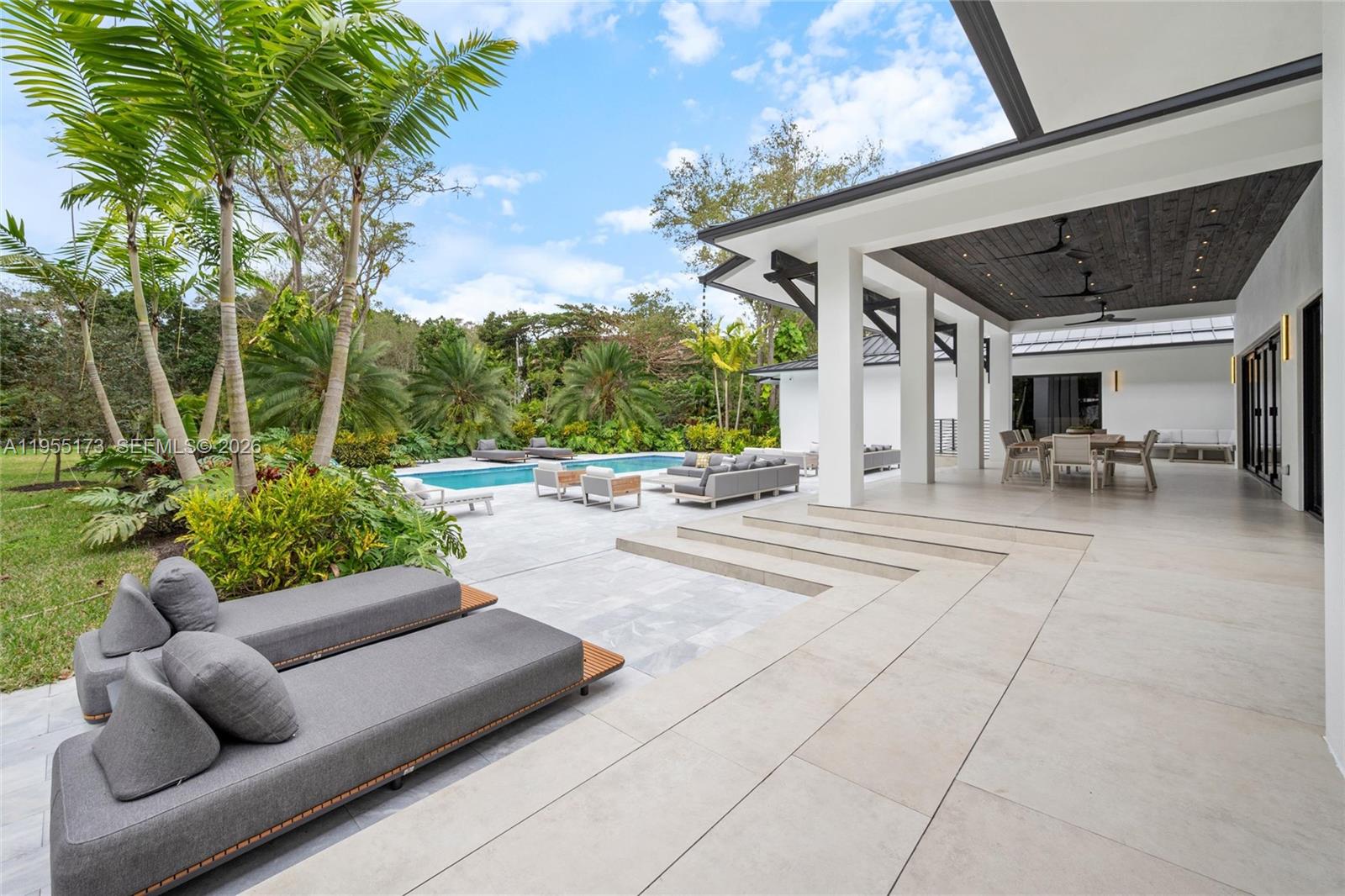 SUNILAND ESTATES 1ST ADDN - Residential