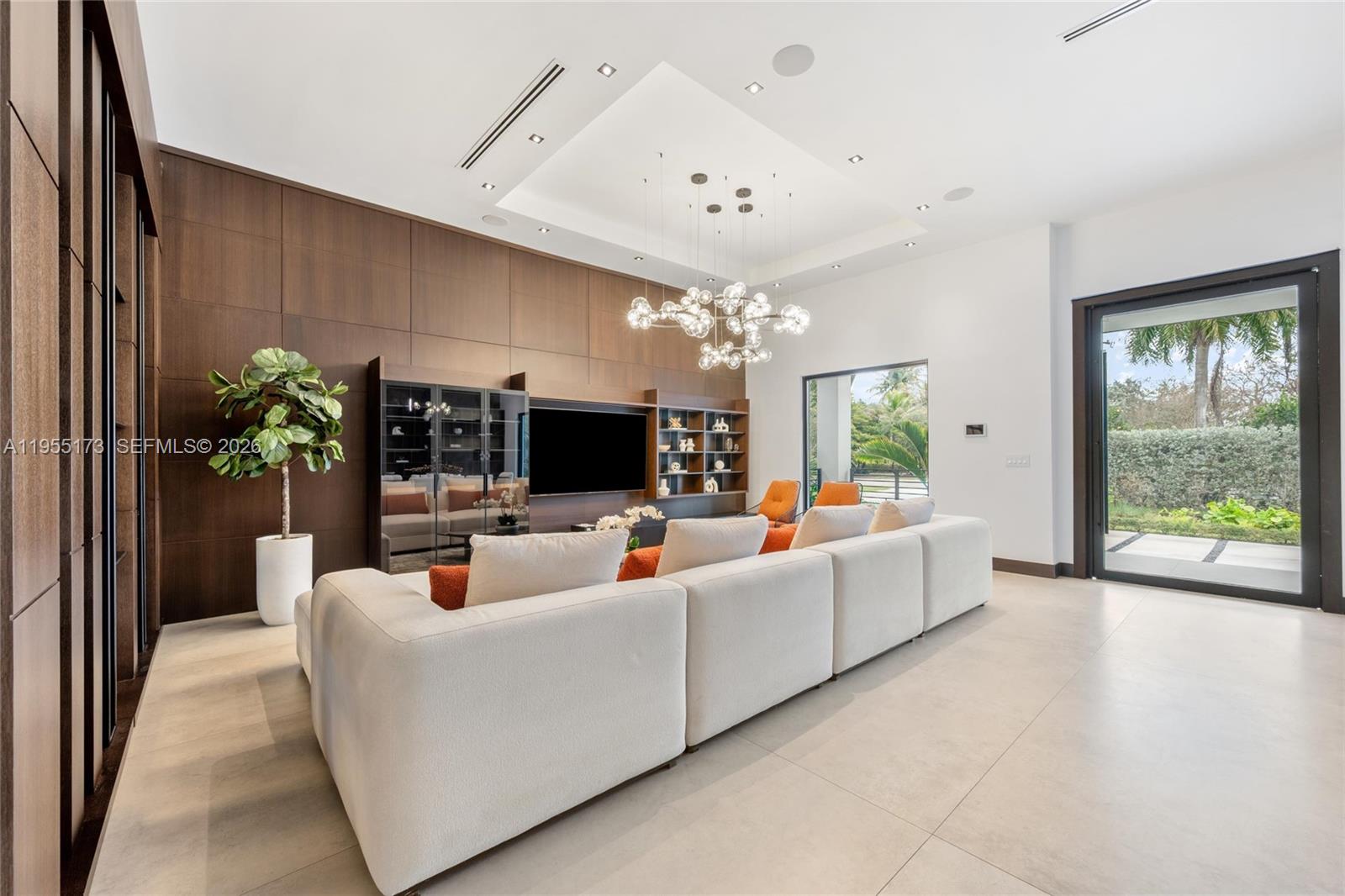 SUNILAND ESTATES 1ST ADDN - Residential