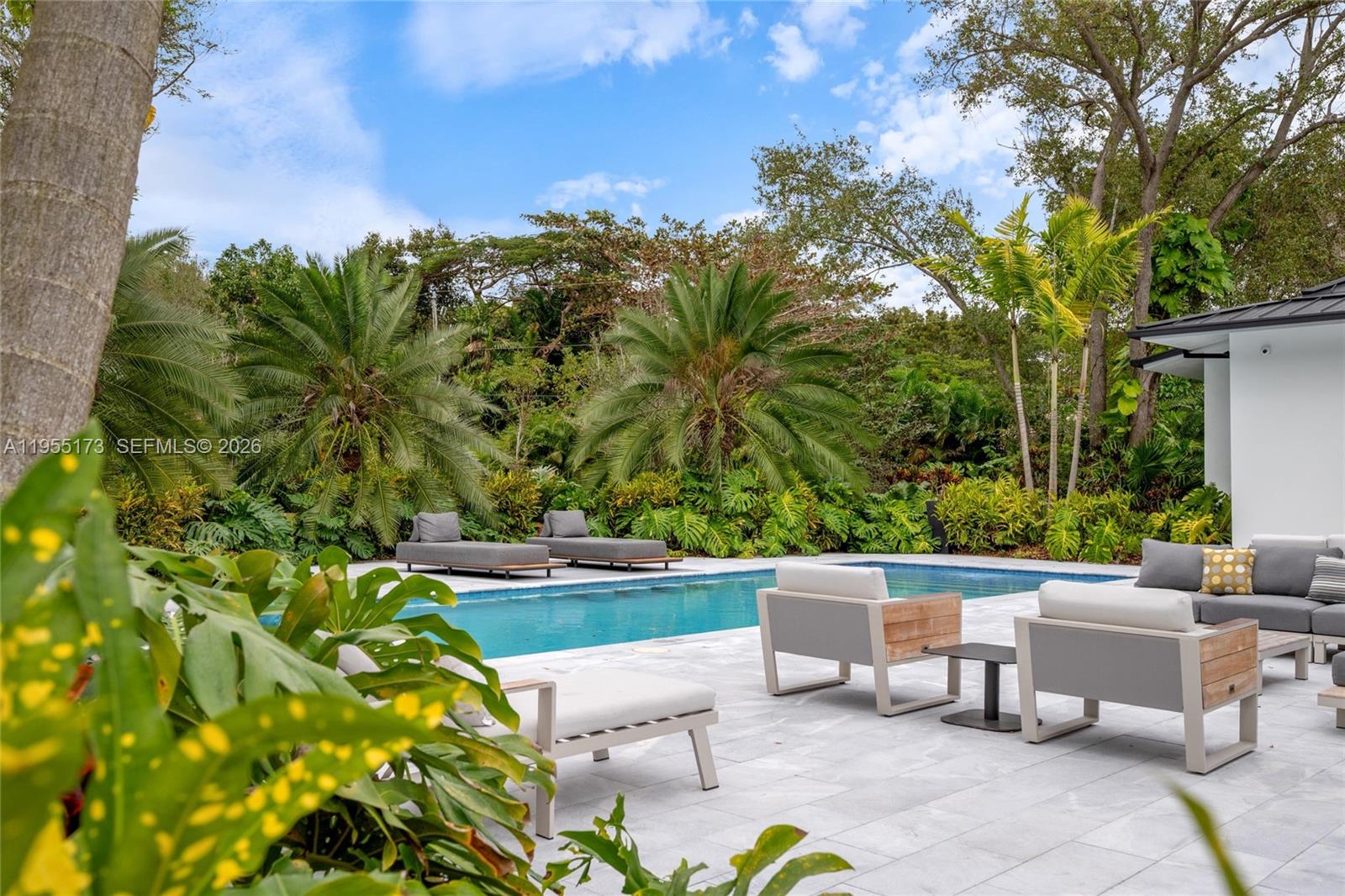 SUNILAND ESTATES 1ST ADDN - Residential