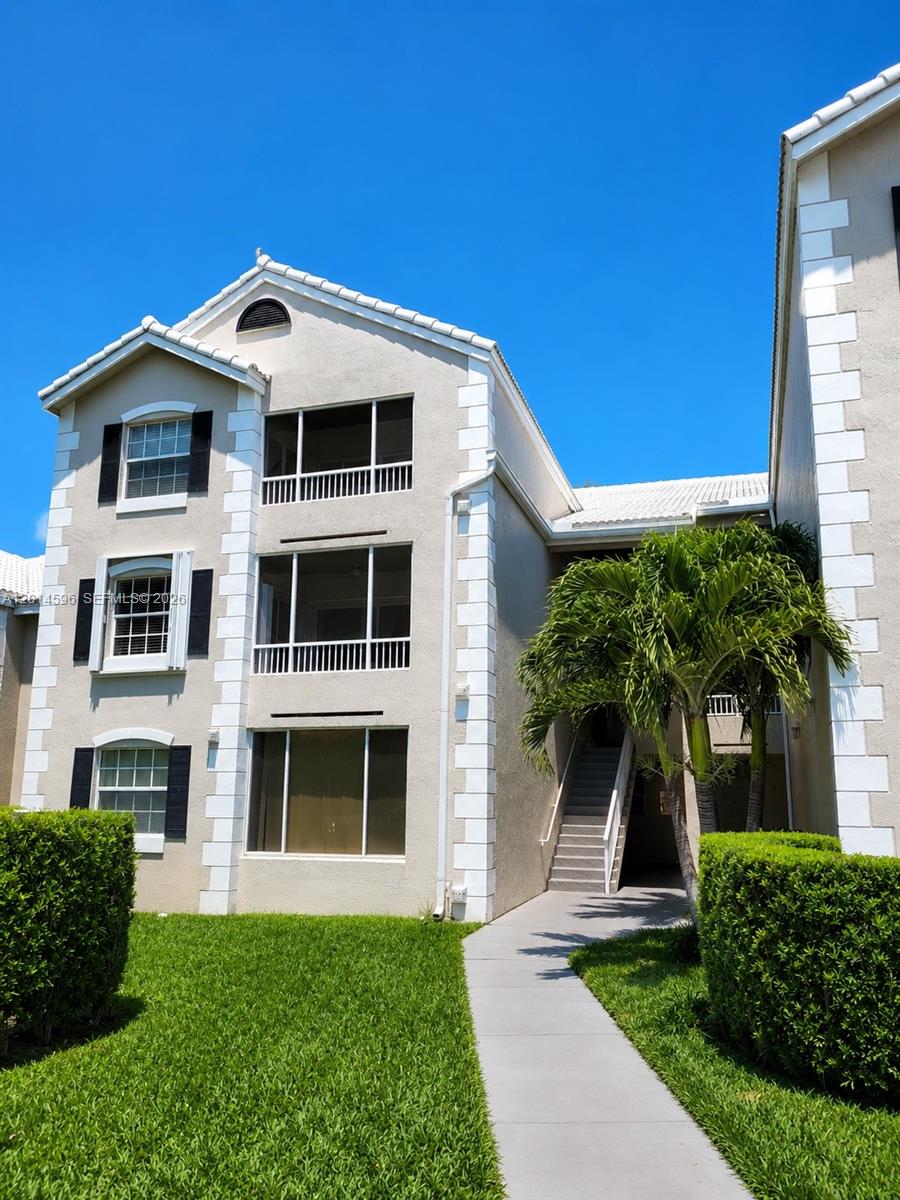 Resort-Style Living – Beautiful 1-Bedroom, 1-Bath 2rd Floor Unit with a Private Screened-In Balcony. Remodeled kitchen and bathroom, concrete floor, spacious closets. Washer and dryer inside the unit. This condo is located in a wonderful community with a beautiful pool and lake view, clubhouse, and fitness center. Fabulous walkways and amenities including 3 swimming pools, 2 gyms, hot tubs, barbecue picnic areas, 4 EV charging stations, vehicle wash stations, and more. 24-hour security patrol.
The property includes a 1 covered garage.