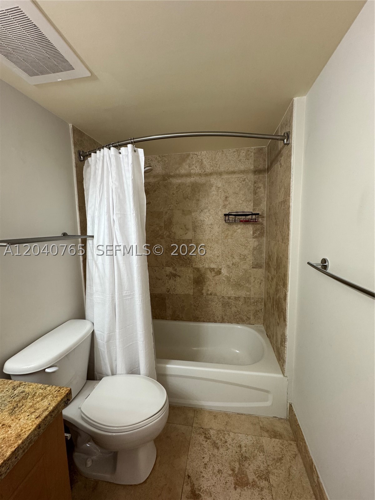 BREEZE CONDO - Residential