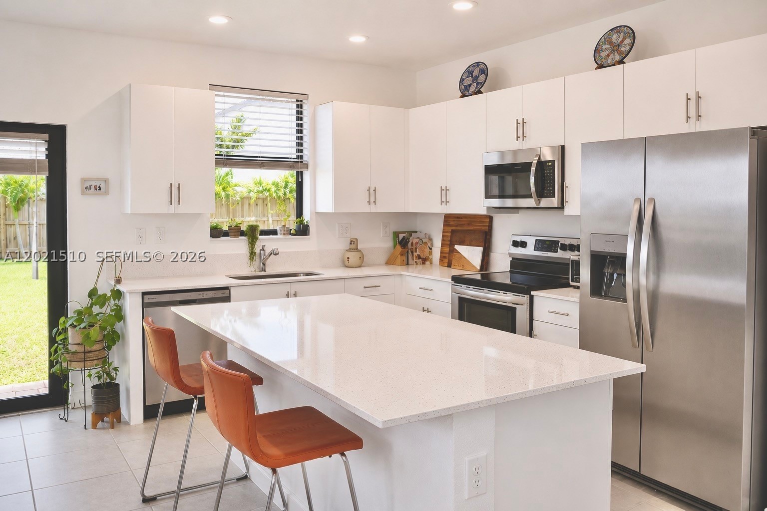 ESTATES AT SILVER PALM - Residential