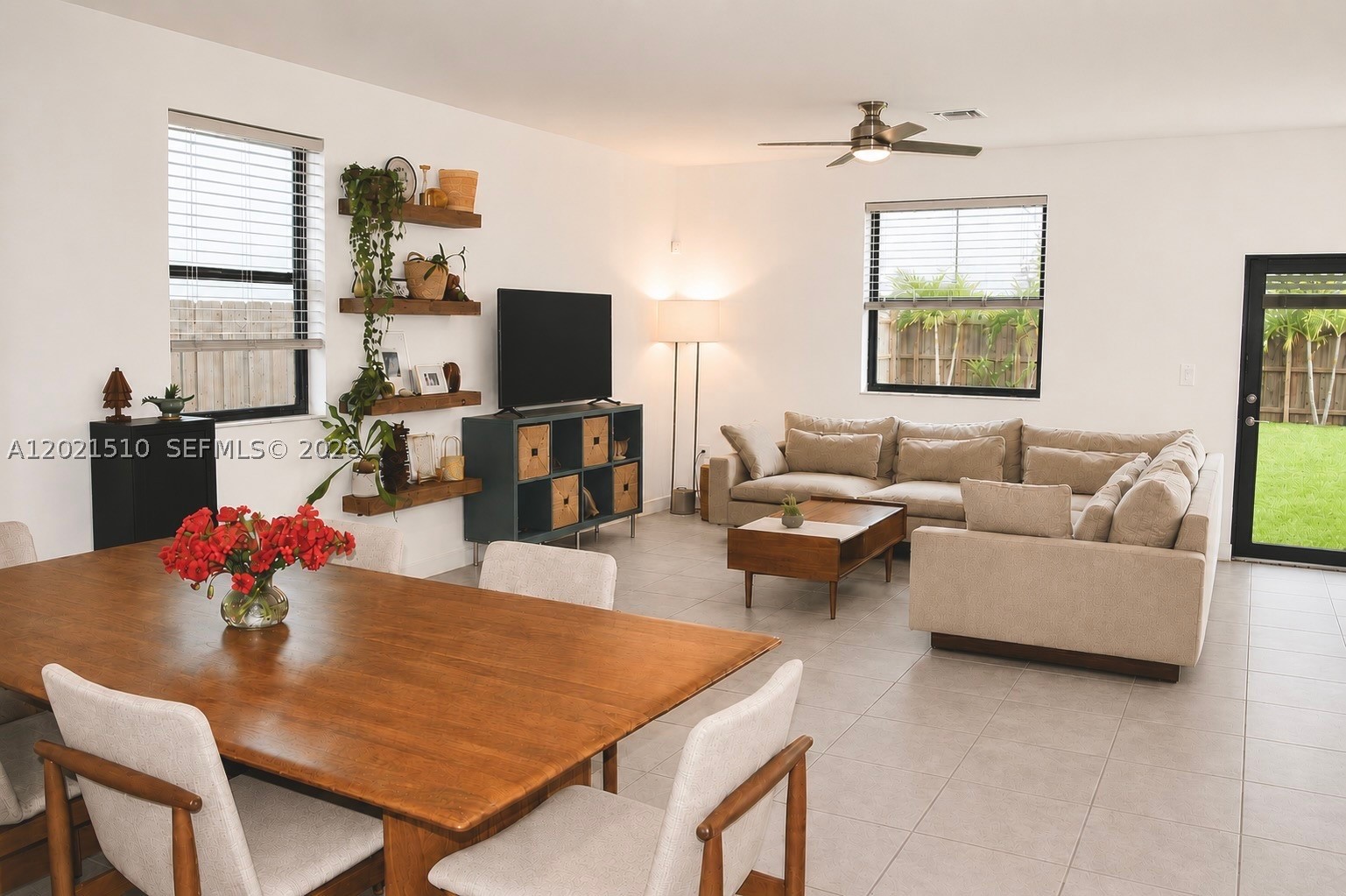 ESTATES AT SILVER PALM - Residential
