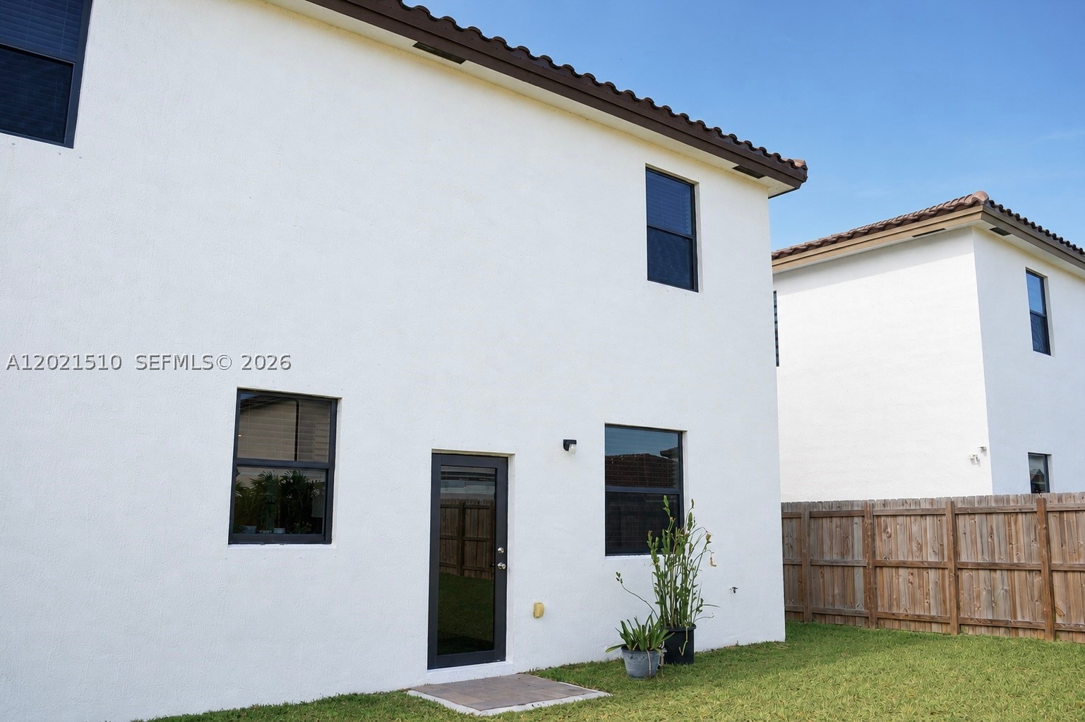 ESTATES AT SILVER PALM - Residential