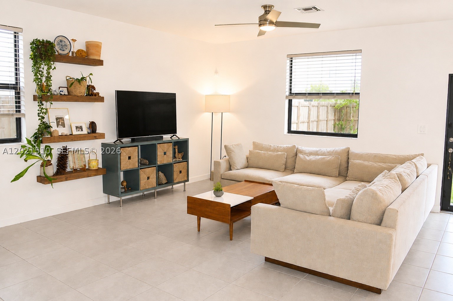 ESTATES AT SILVER PALM - Residential