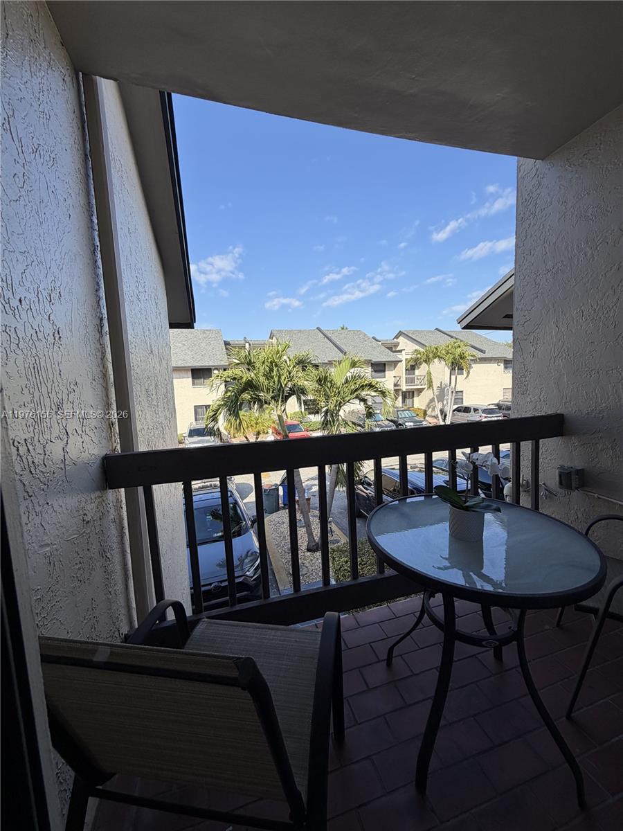 MIDWAY VILLAGE PH 2 CONDO - Residential