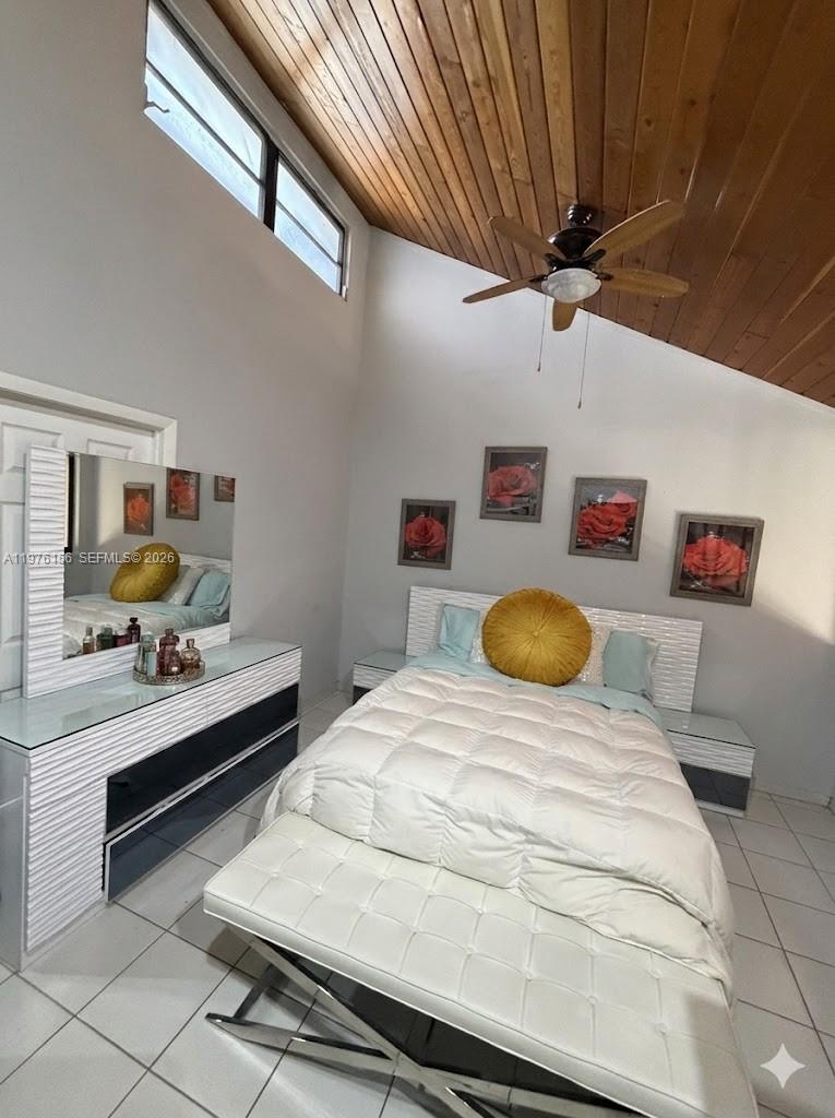 MIDWAY VILLAGE PH 2 CONDO - Residential