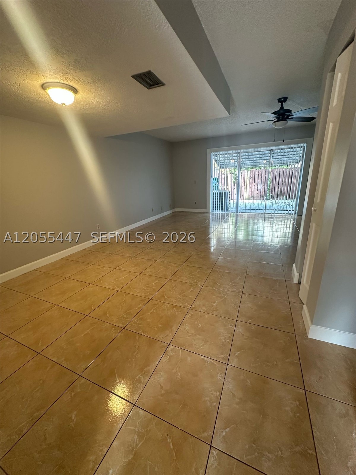 BRENTWOOD WEST TOWNHOUSES - Residential