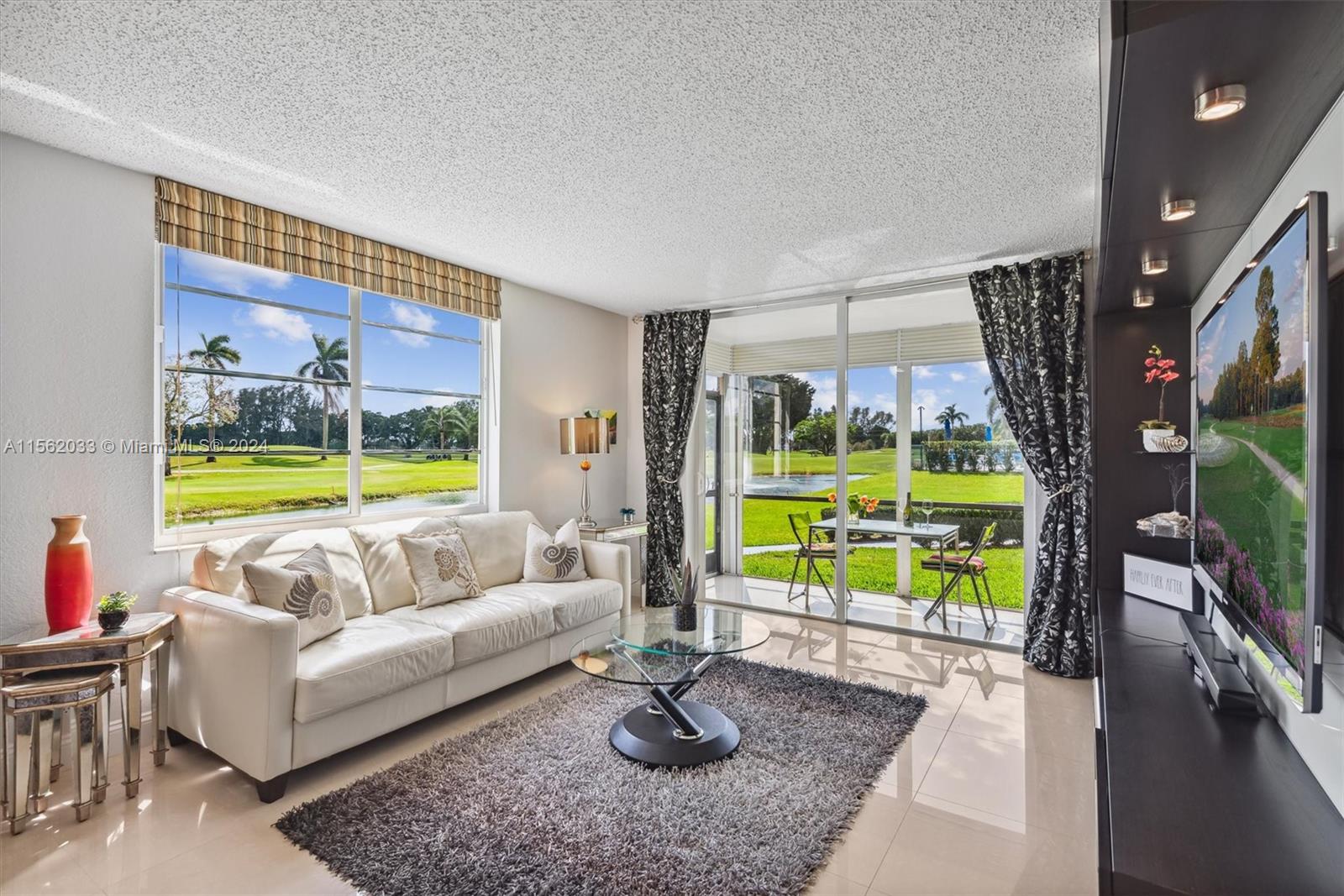 HOLLYBROOK GOLF AND - Residential
