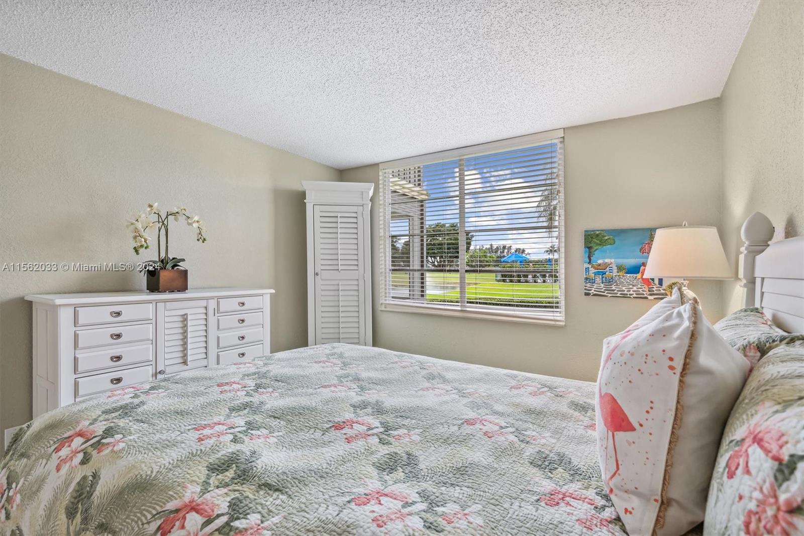 HOLLYBROOK GOLF AND - Residential