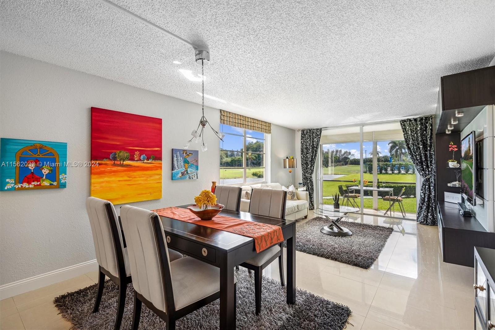 HOLLYBROOK GOLF AND - Residential