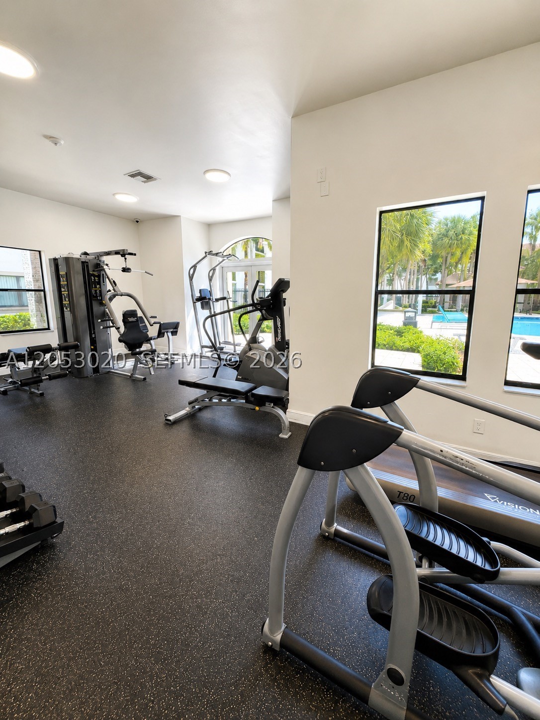 HOLLYWOOD PARC CONDOMINIU - Residential Lease